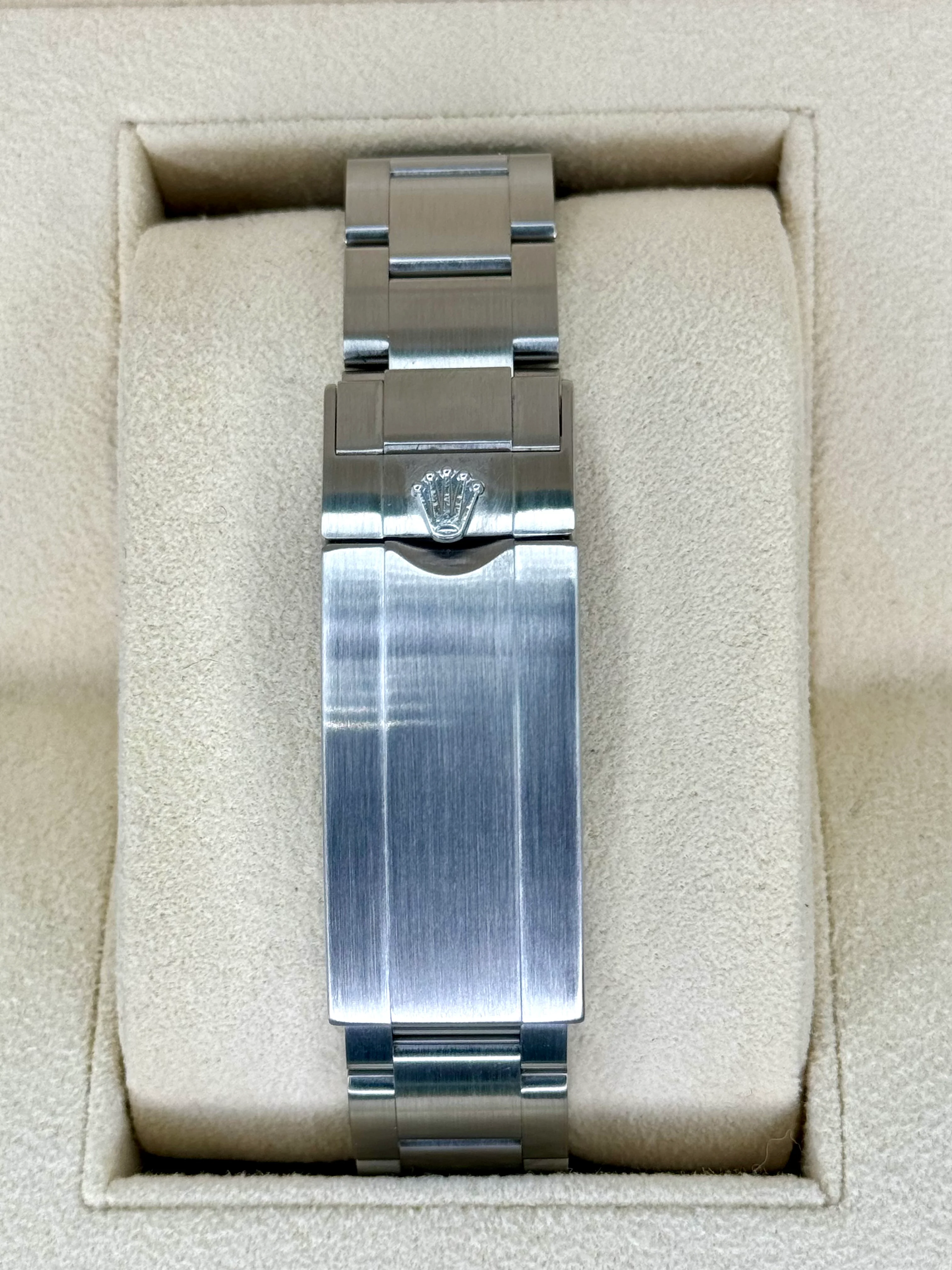 2015 Rolex Submariner "Hulk" 40mm 116610LV Green Dial - Image 2