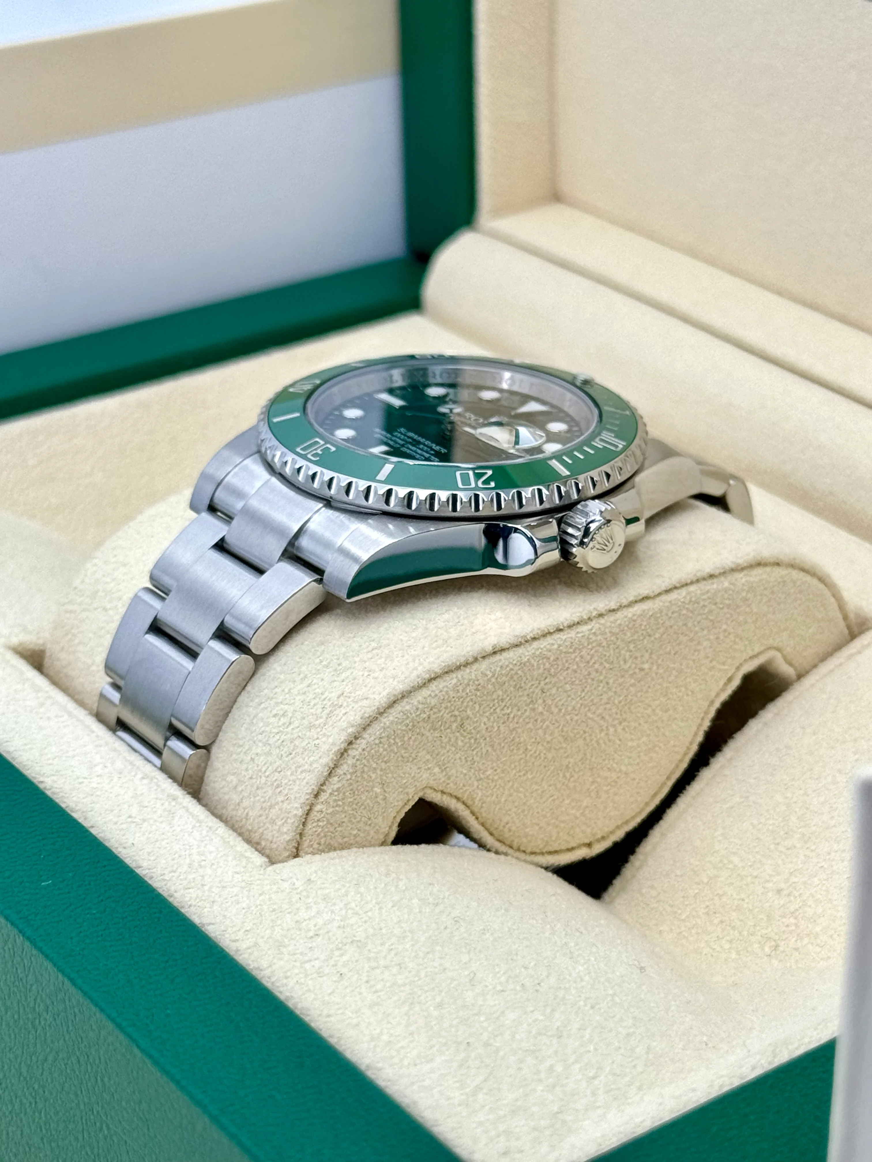 2015 Rolex Submariner "Hulk" 40mm 116610LV Green Dial - Image 5