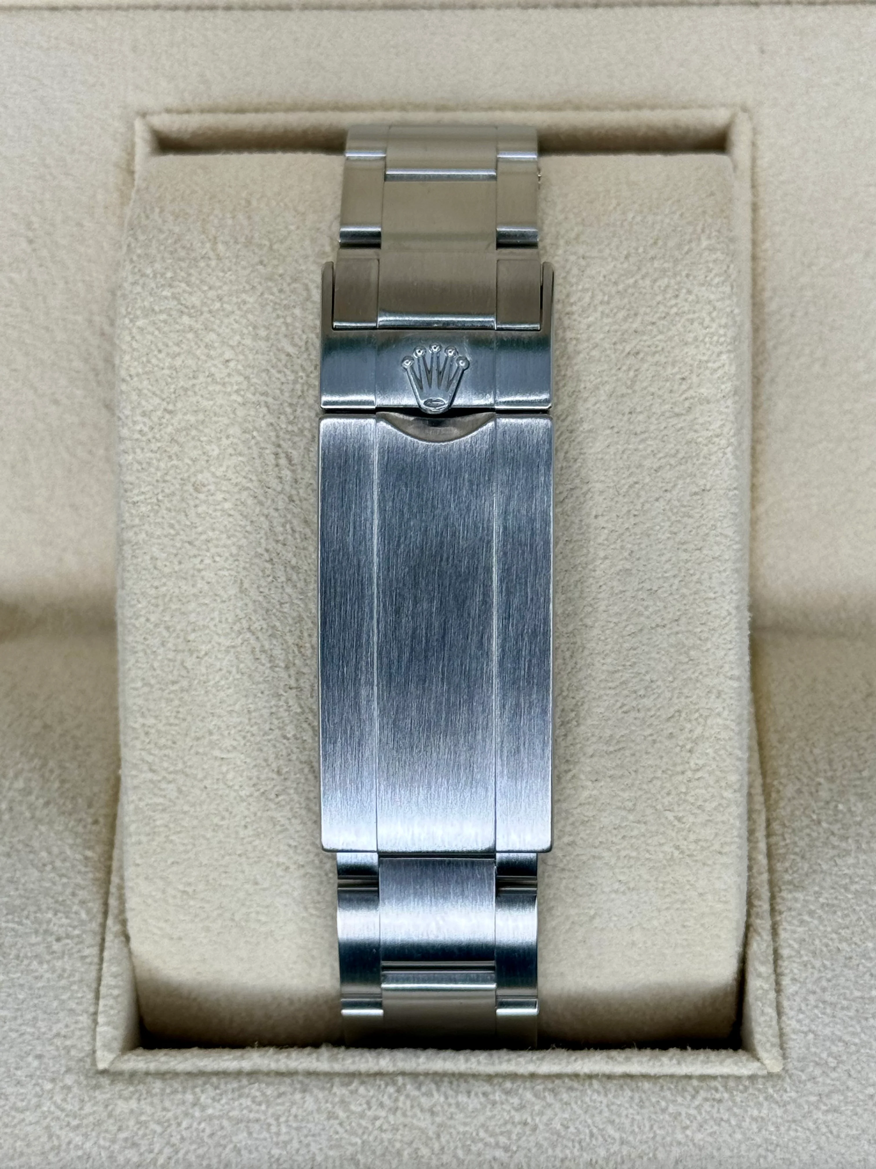 2015 Rolex Submariner "Hulk" 40mm 116610LV Green Dial - Image 2
