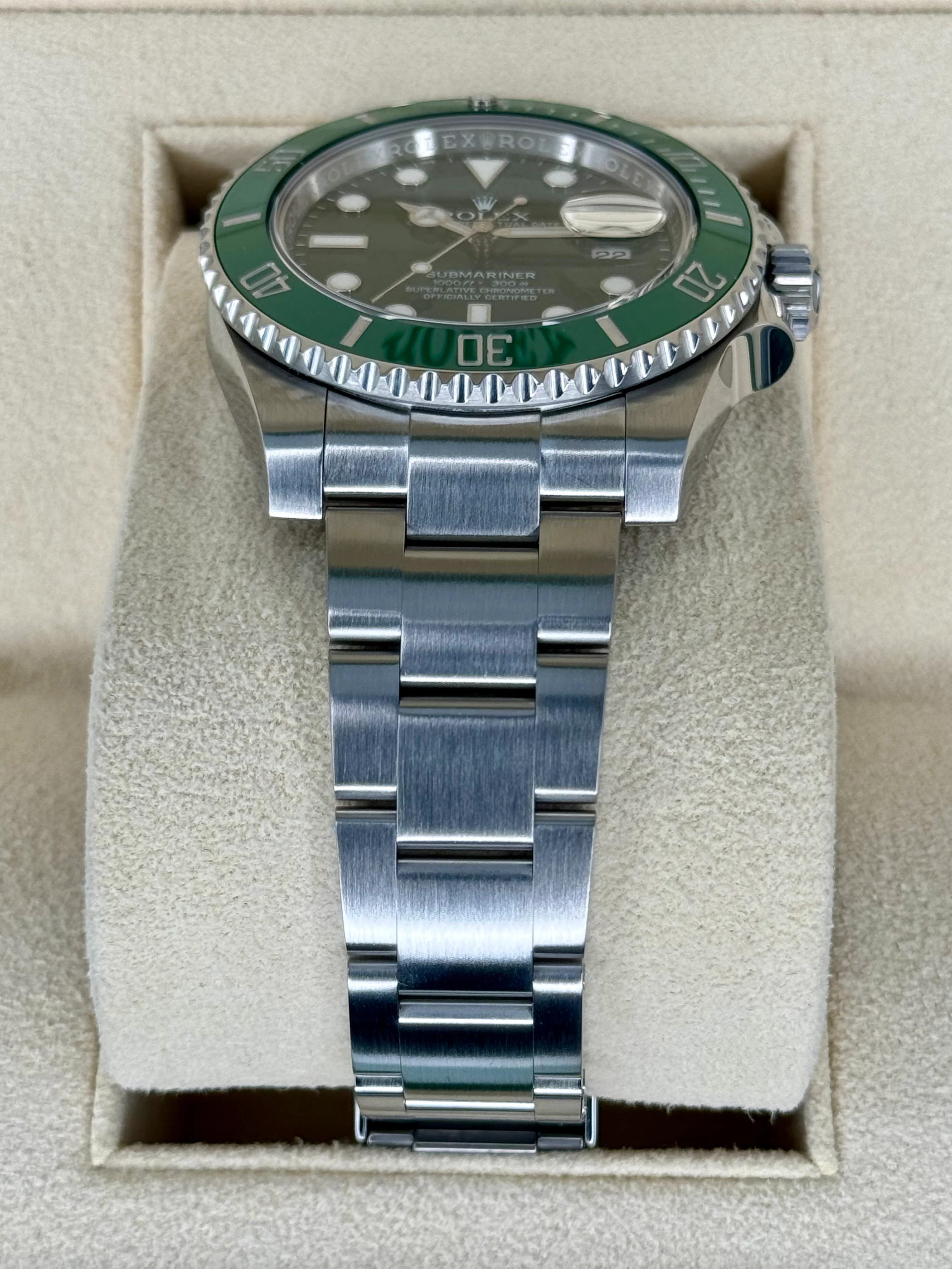 2015 Rolex Submariner "Hulk" 40mm 116610LV Green Dial - Image 3