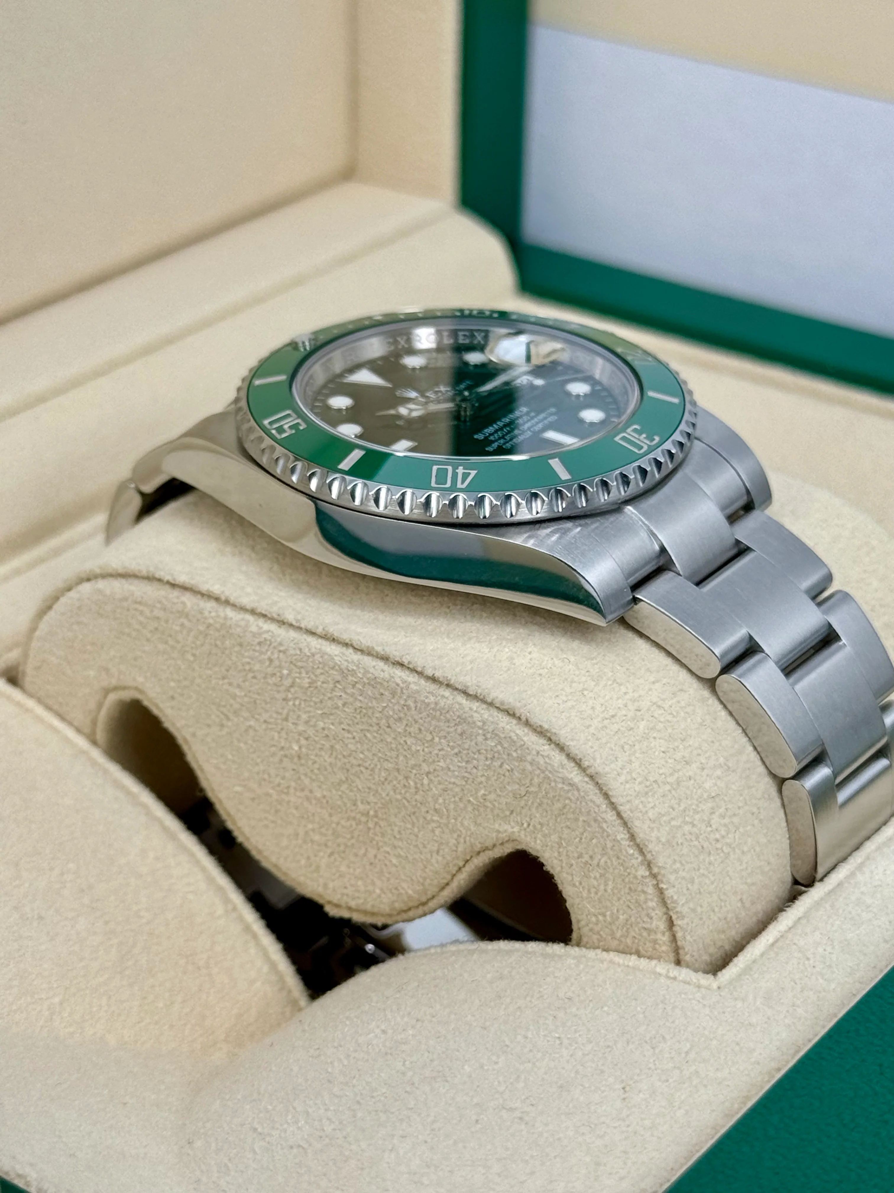 2015 Rolex Submariner "Hulk" 40mm 116610LV Green Dial - Image 6