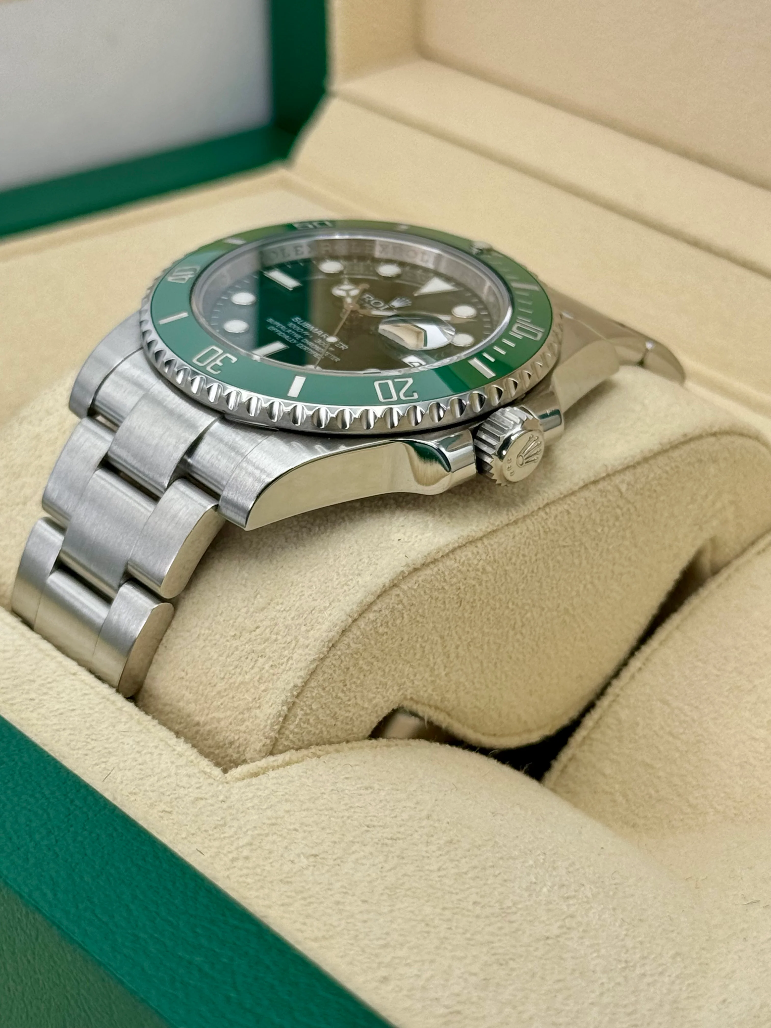 2015 Rolex Submariner "Hulk" 40mm 116610LV Green Dial - Image 5