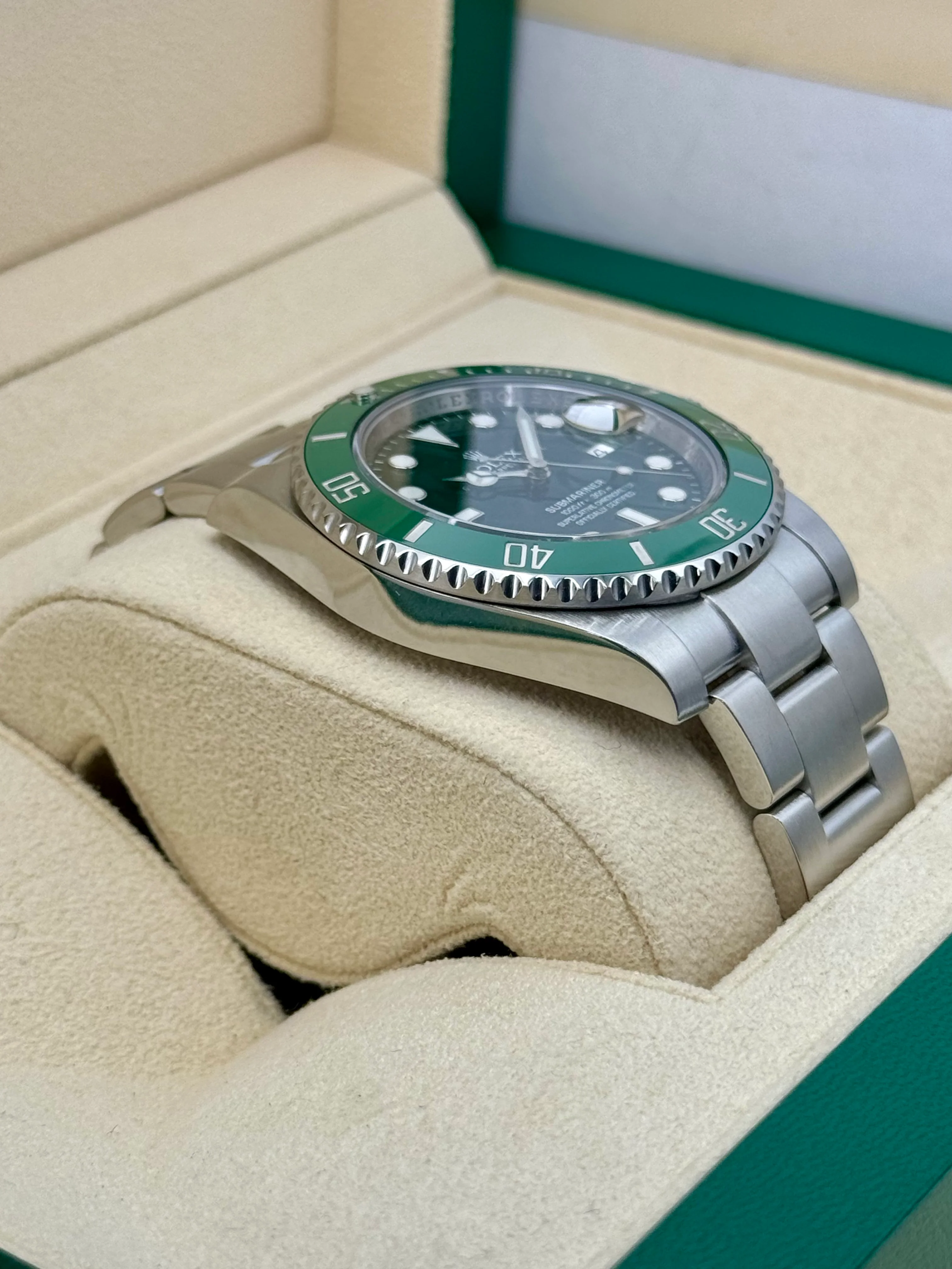 2015 Rolex Submariner "Hulk" 40mm 116610LV Green Dial - Image 6