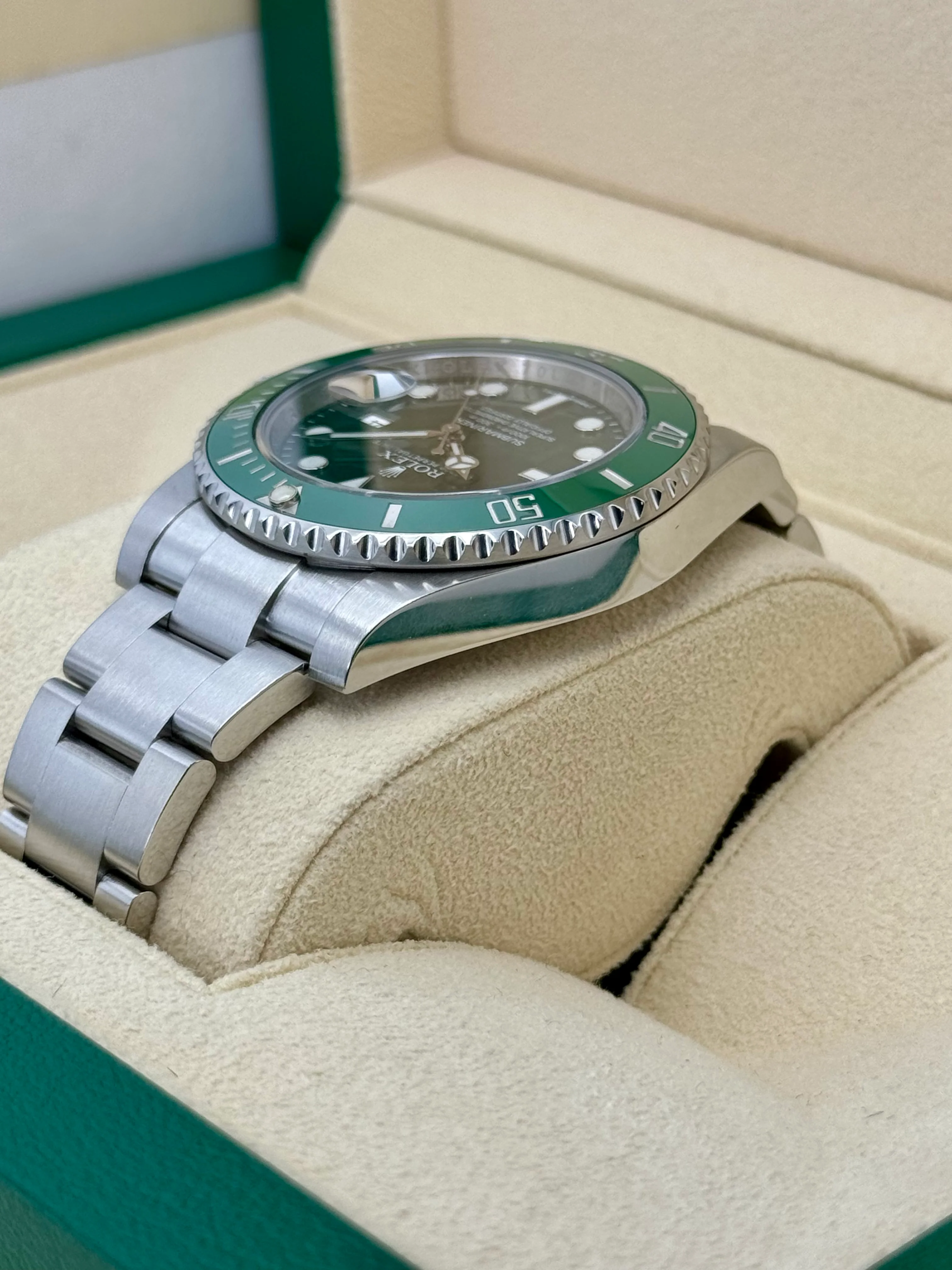 2015 Rolex Submariner "Hulk" 40mm 116610LV Green Dial - Image 7