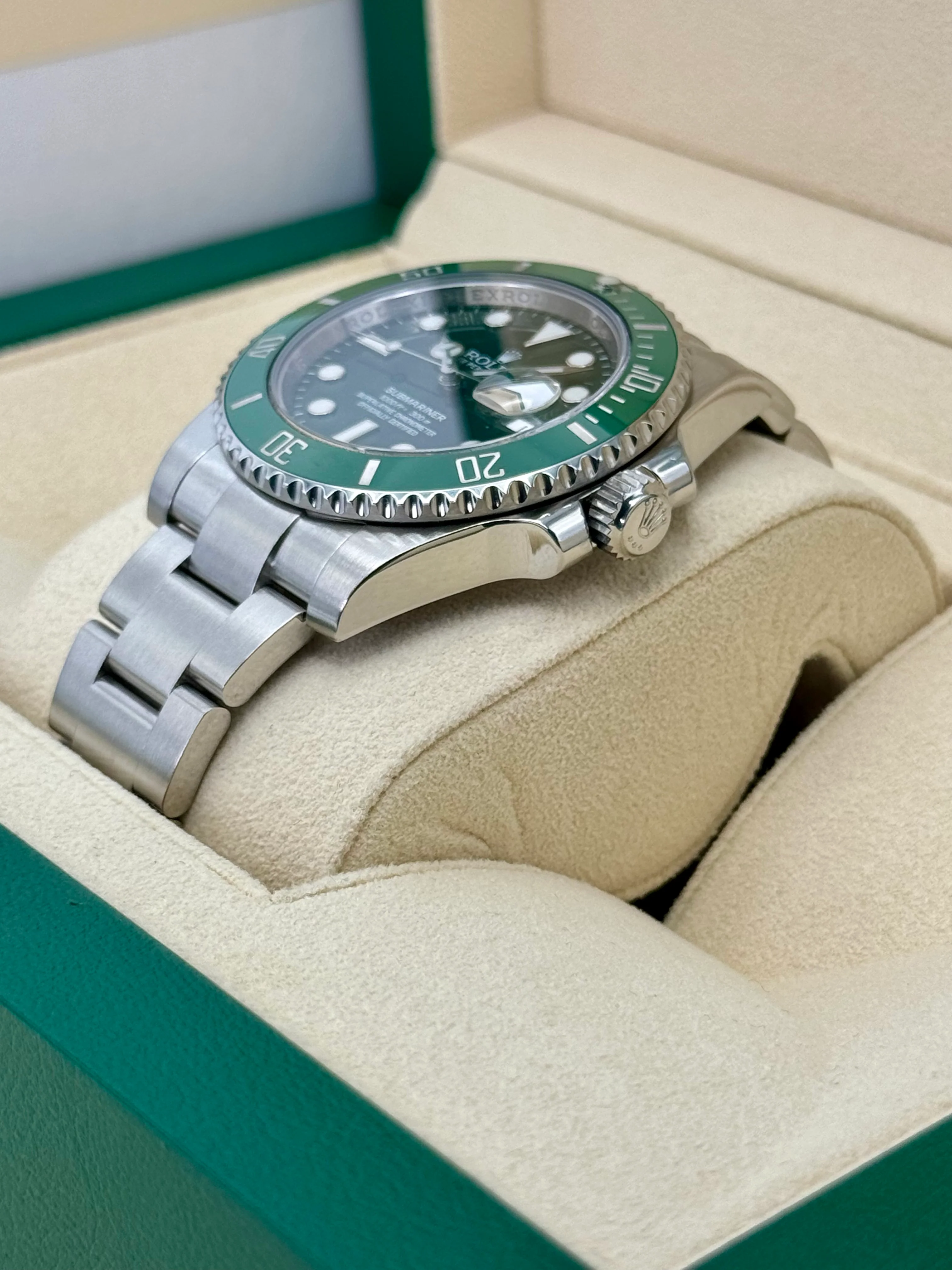 2015 Rolex Submariner "Hulk" 40mm 116610LV Green Dial - Image 5