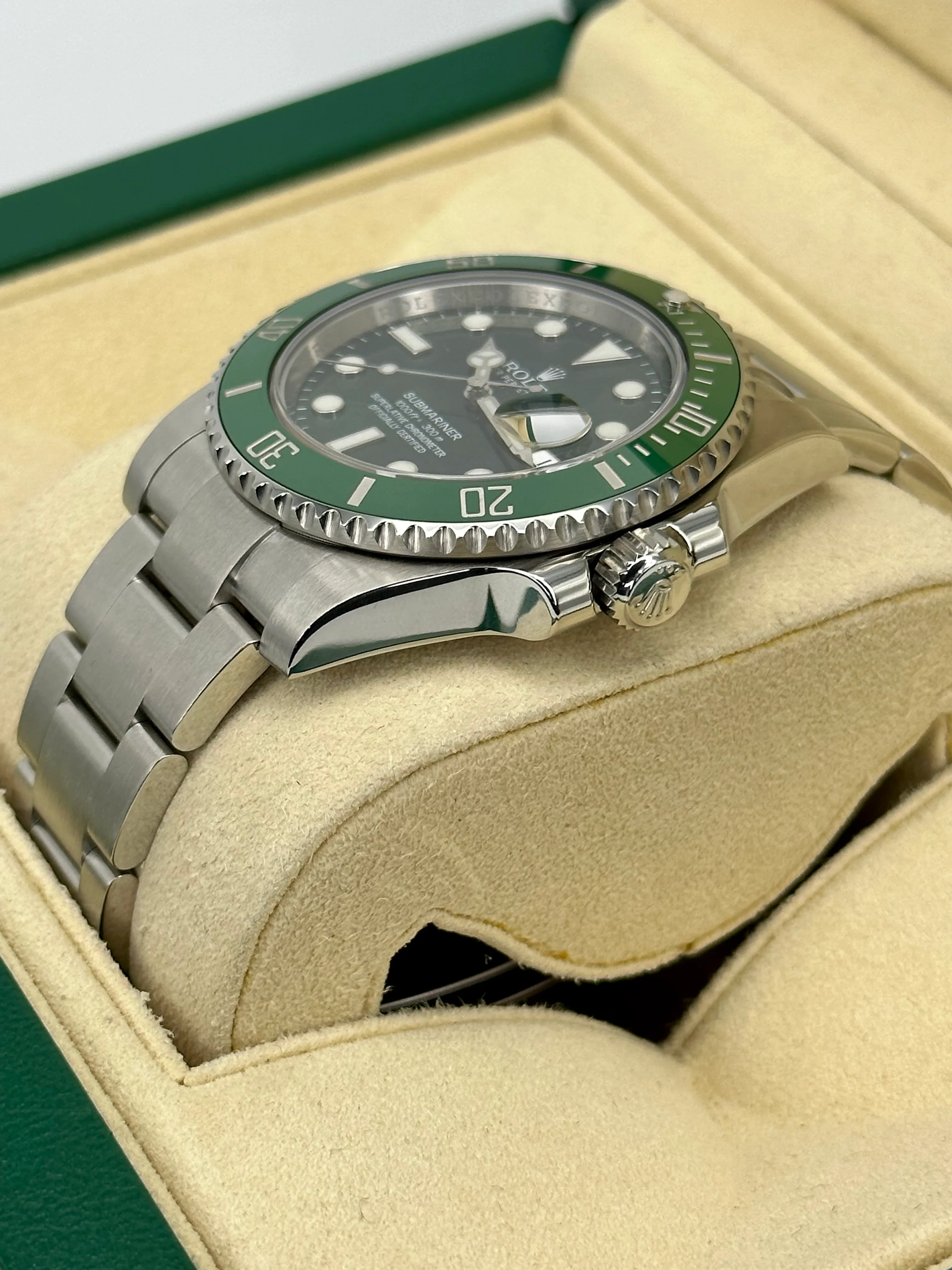 2015 Rolex Submariner "Hulk" 40mm 116610LV Green Dial - Image 5