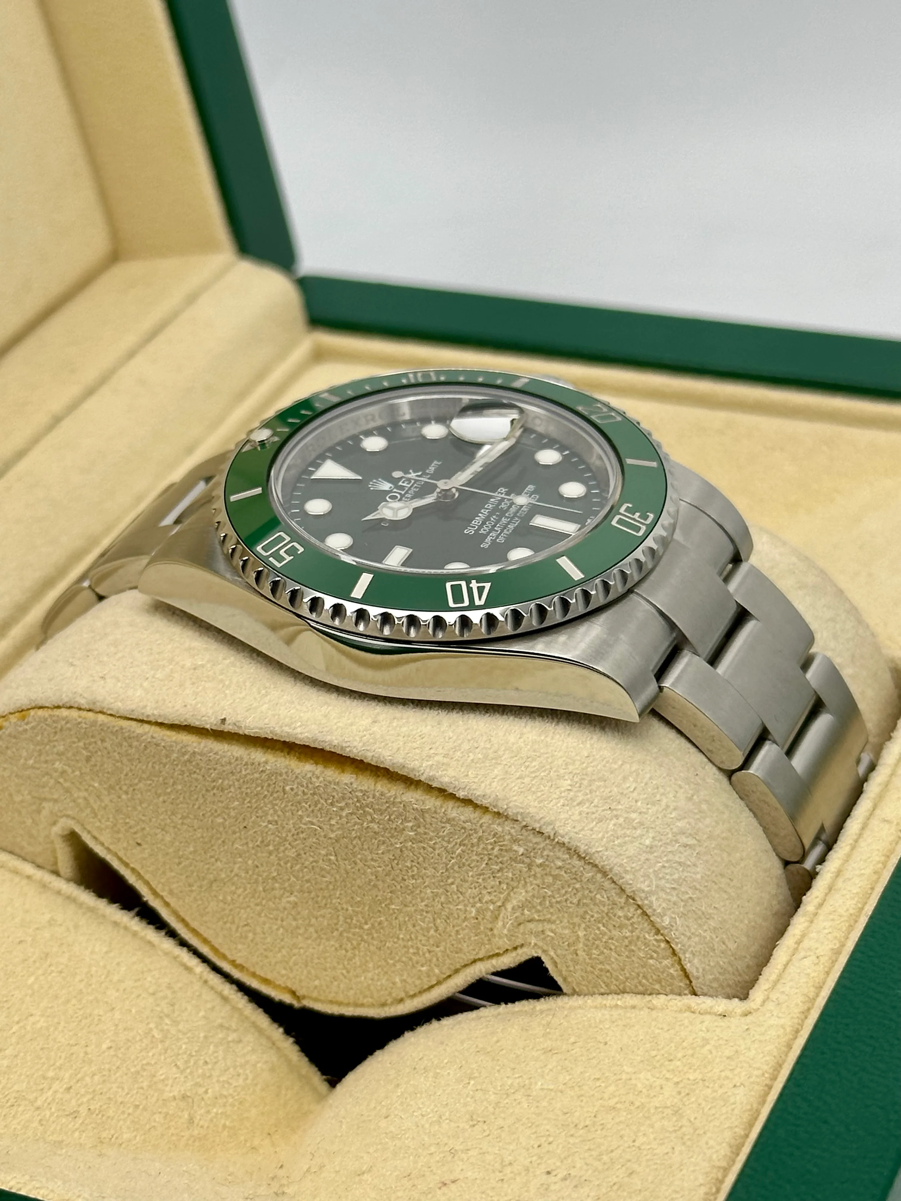 2015 Rolex Submariner "Hulk" 40mm 116610LV Green Dial - Image 6