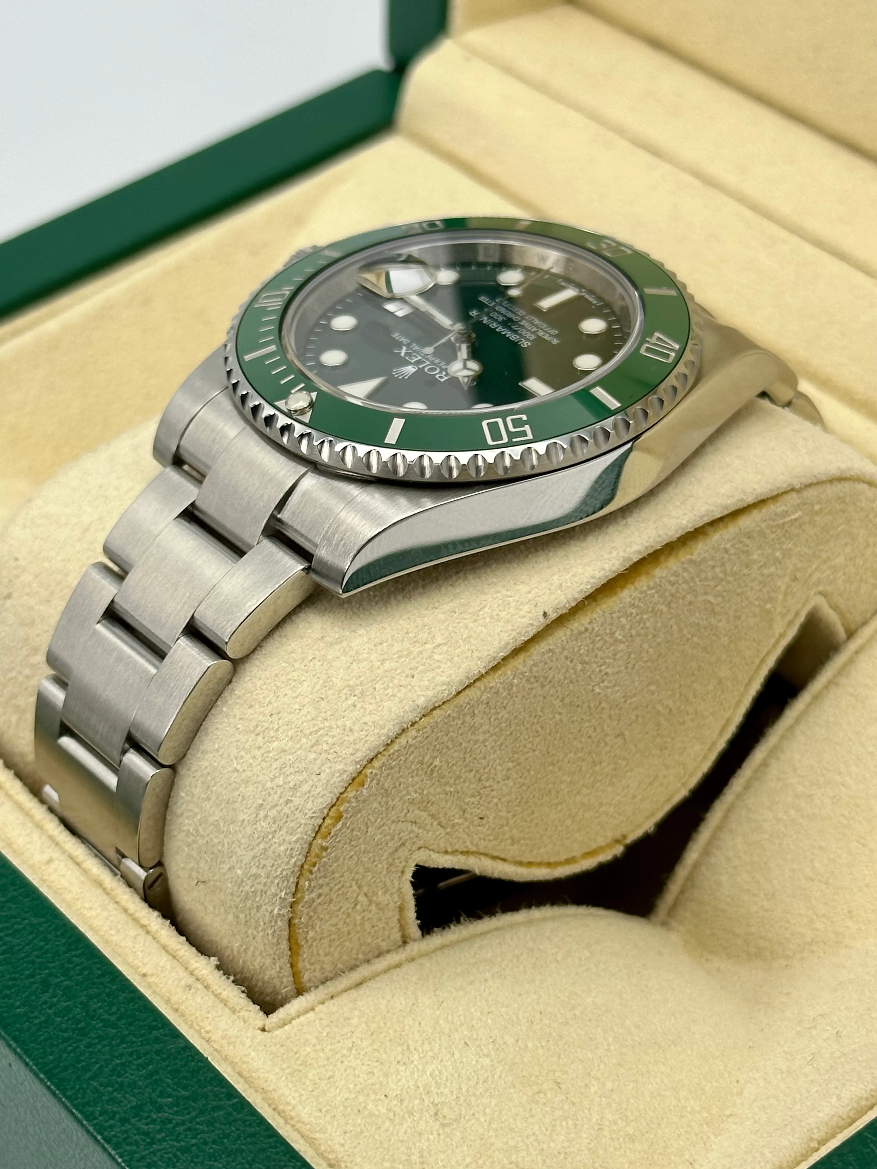 2015 Rolex Submariner "Hulk" 40mm 116610LV Green Dial - Image 7