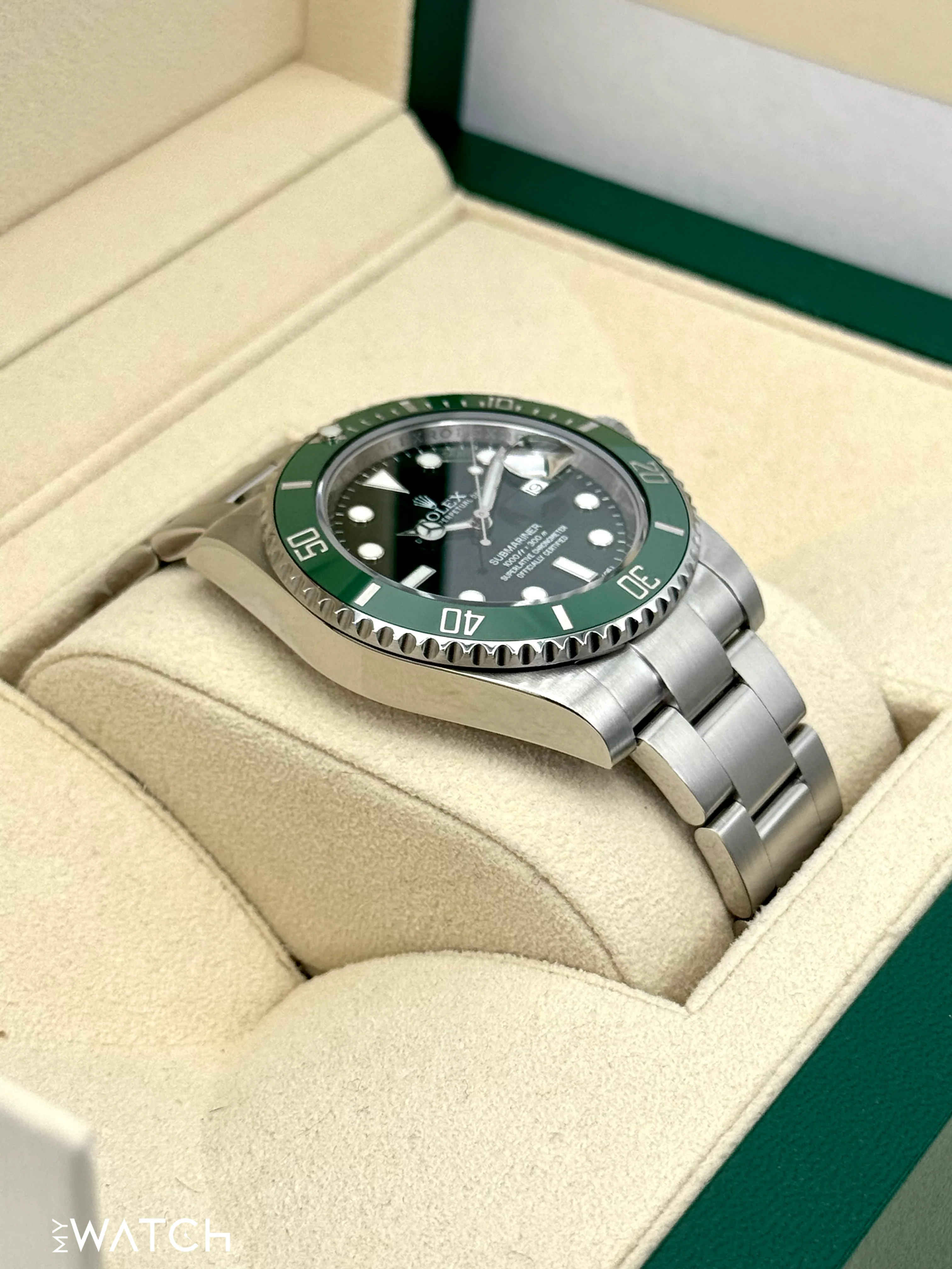 2015 Rolex Submariner “Hulk” 40mm 116610LV Green Dial - Image 6