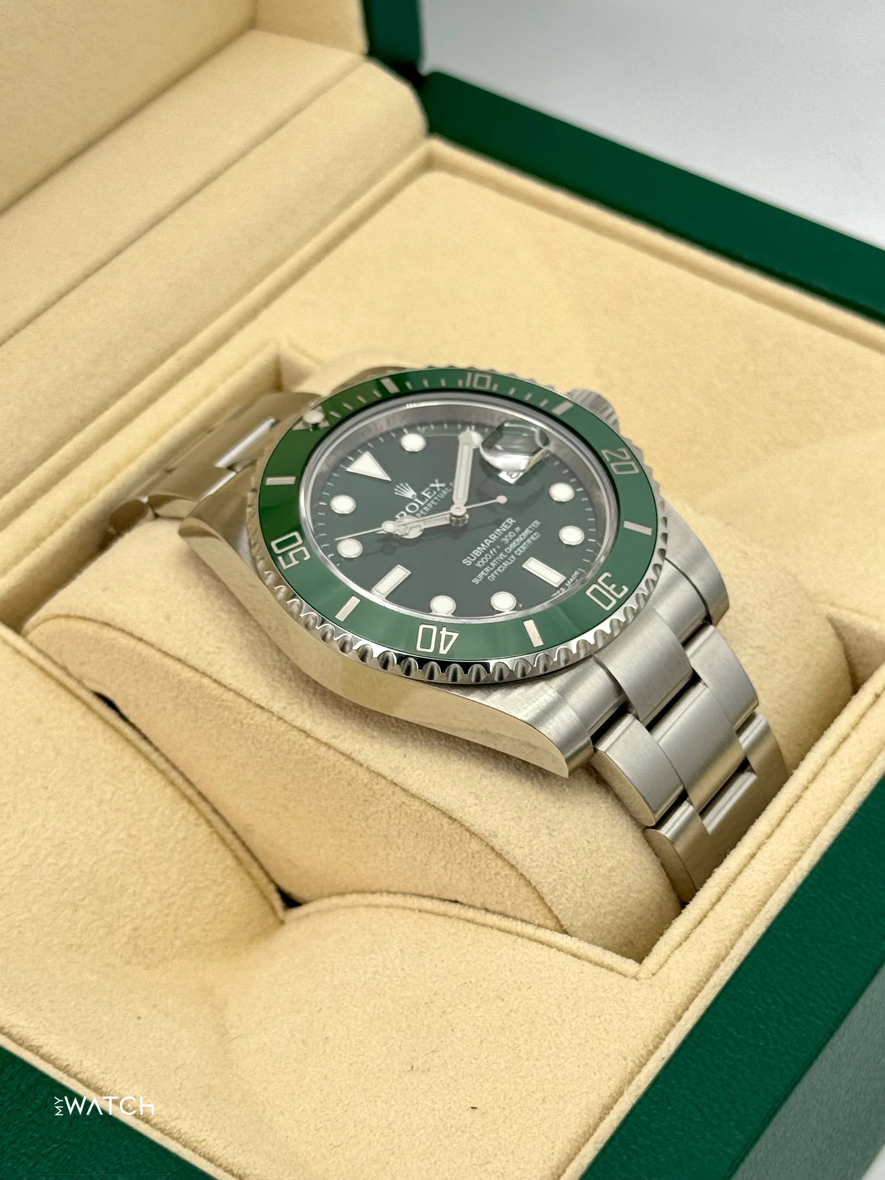 2015 Rolex Submariner “Hulk” 40mm 116610LV Green Dial - Image 6