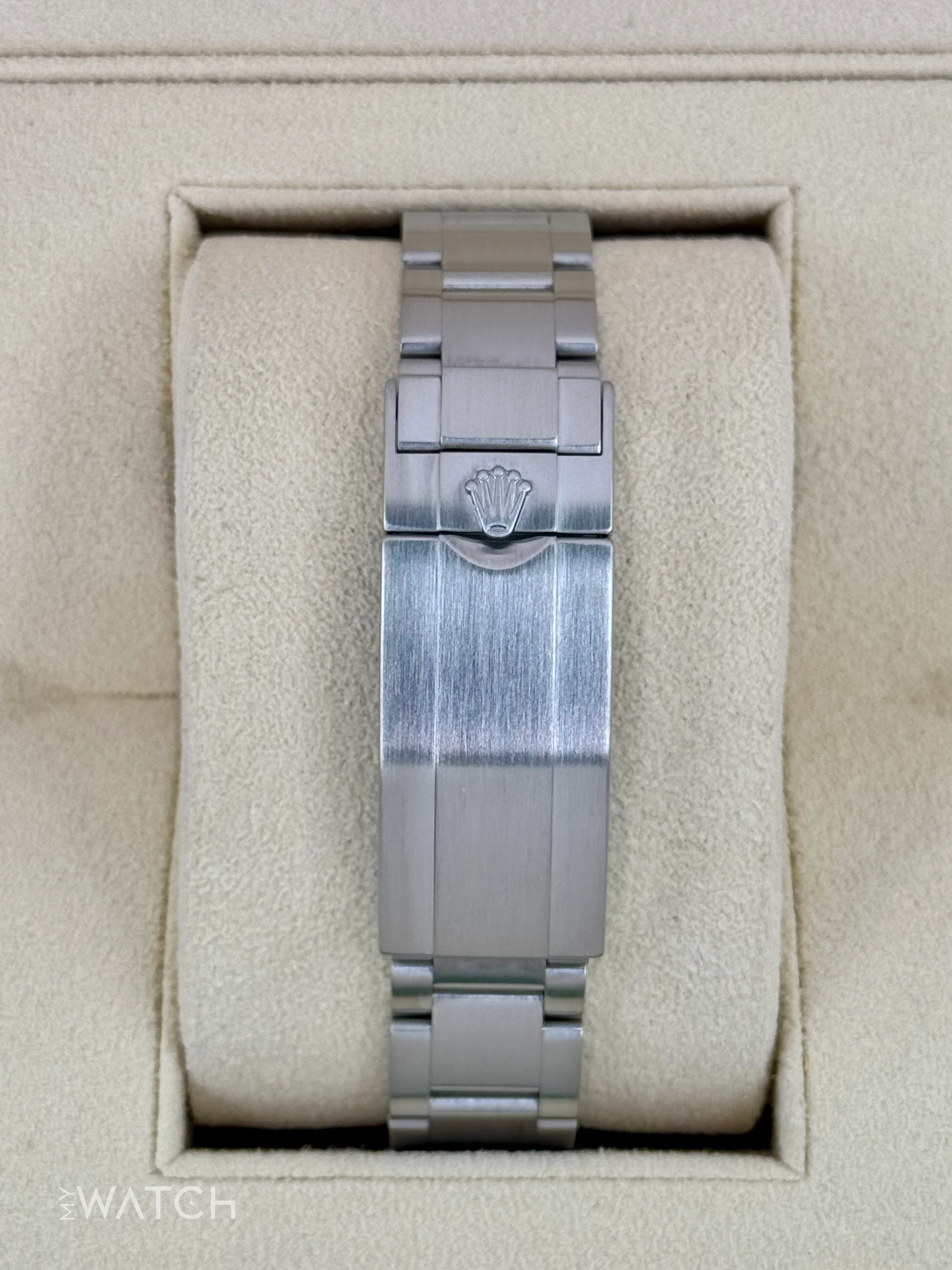 2015 Rolex Submariner “Hulk” 40mm 116610LV Green Dial - Image 2