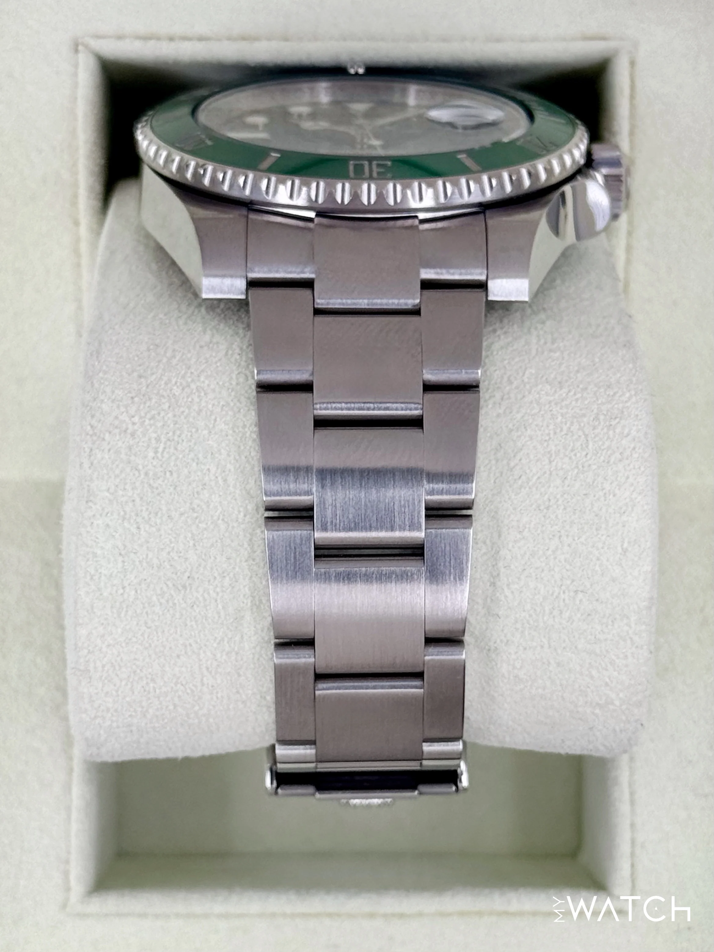2015 Rolex Submariner “Hulk” 40mm 116610LV Green Dial - Image 3
