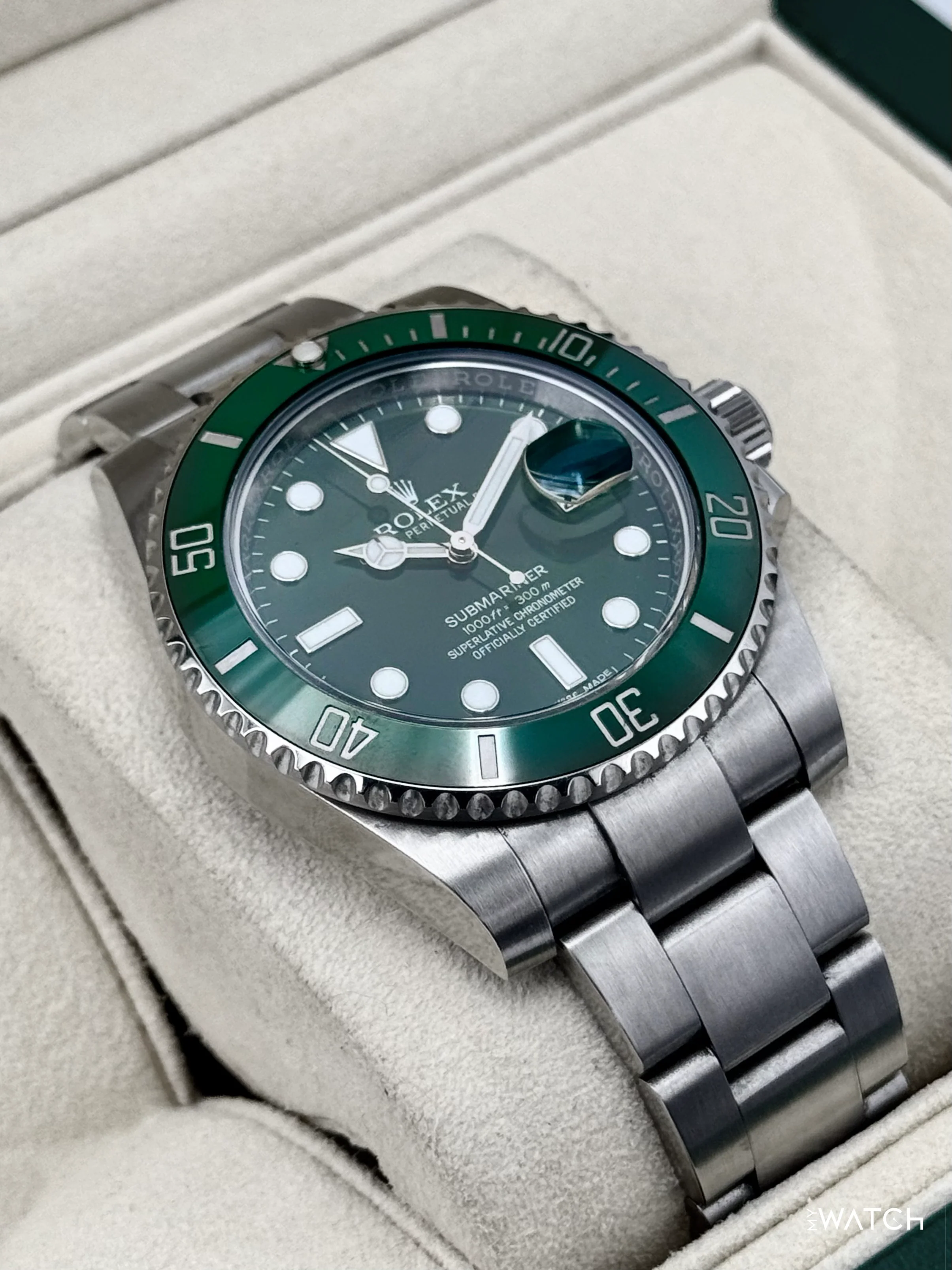 2015 Rolex Submariner “Hulk” 40mm 116610LV Green Dial - Image 6
