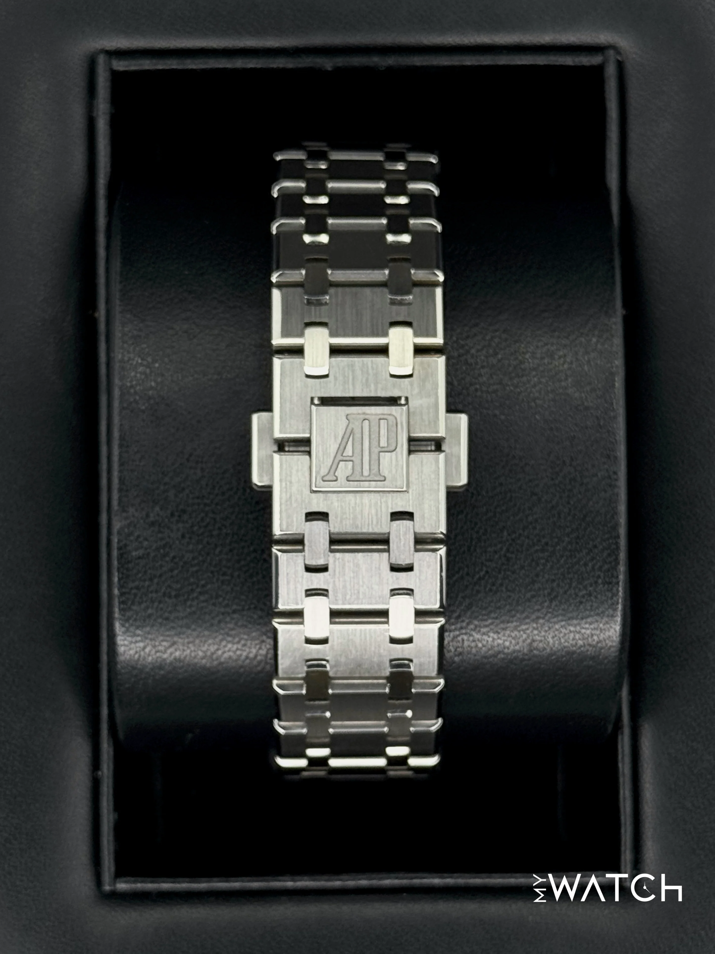 2016 Audemars Piguet  Royal Oak  37mm 15450ST Stainless Steel White Dial - Image 2