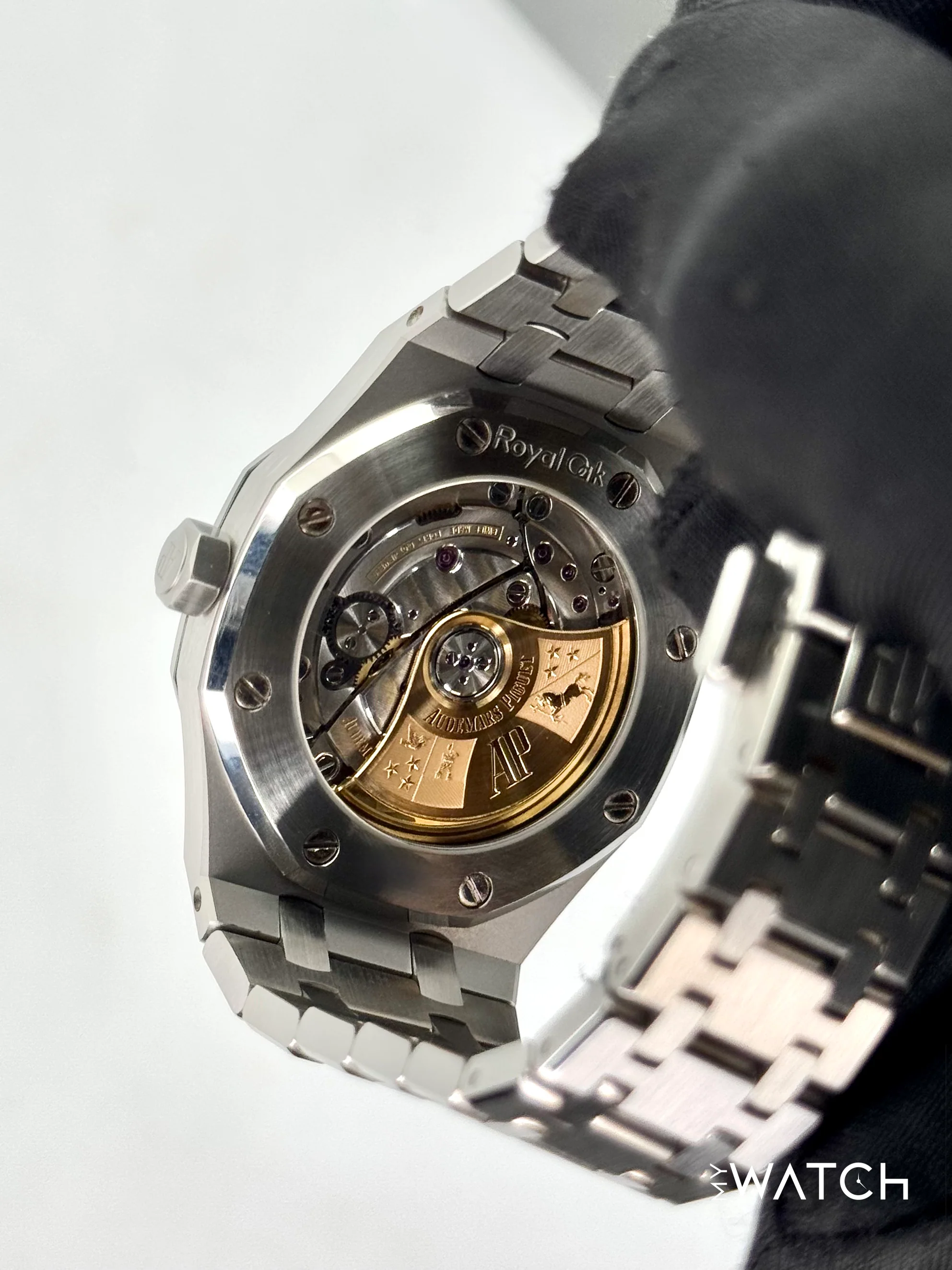 2016 Audemars Piguet  Royal Oak  37mm 15450ST Stainless Steel White Dial - Image 9