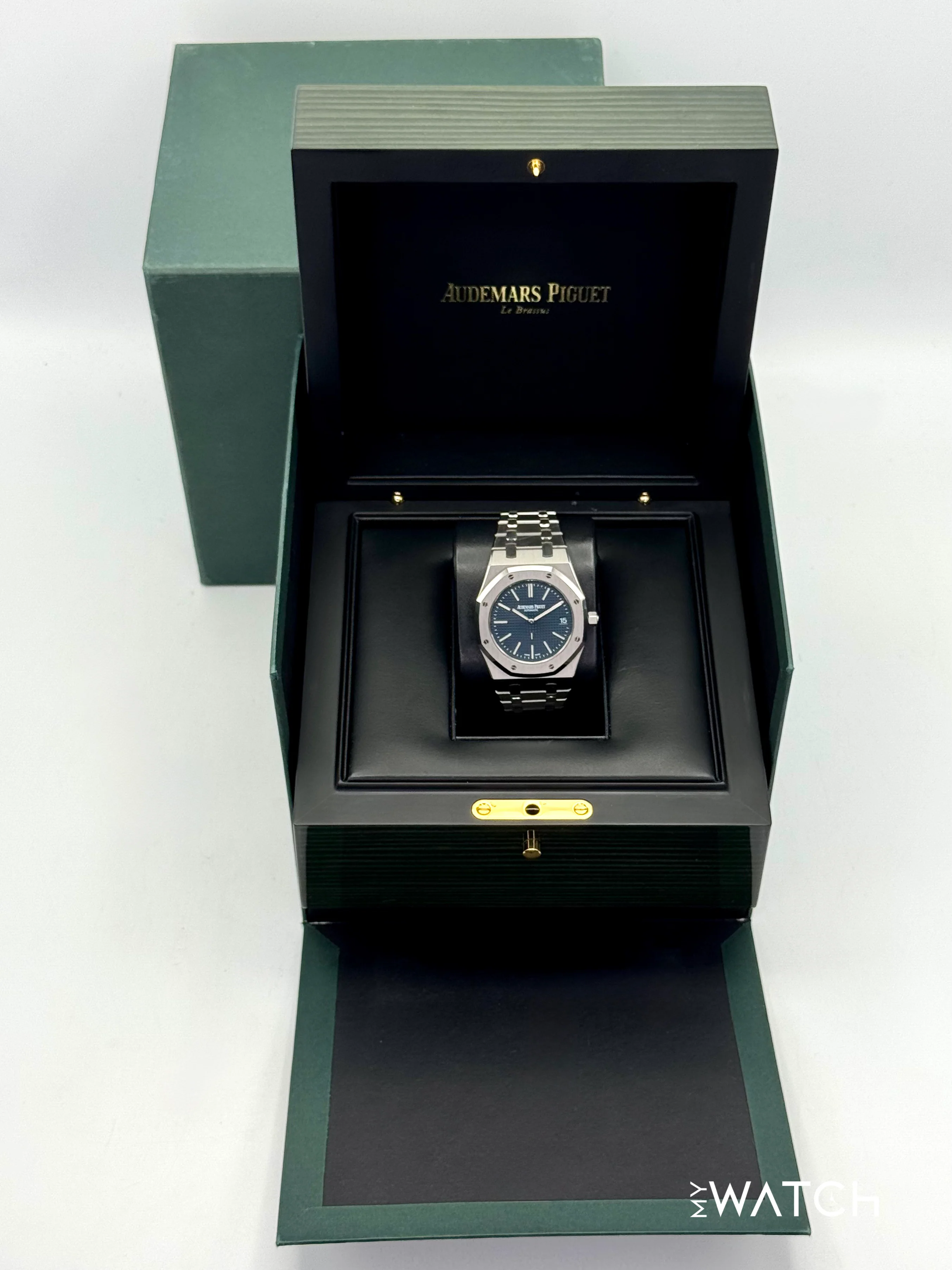 2016 Audemars Piguet  Royal Oak  39mm 15202ST Stainless Steel Blue Dial - Image 8