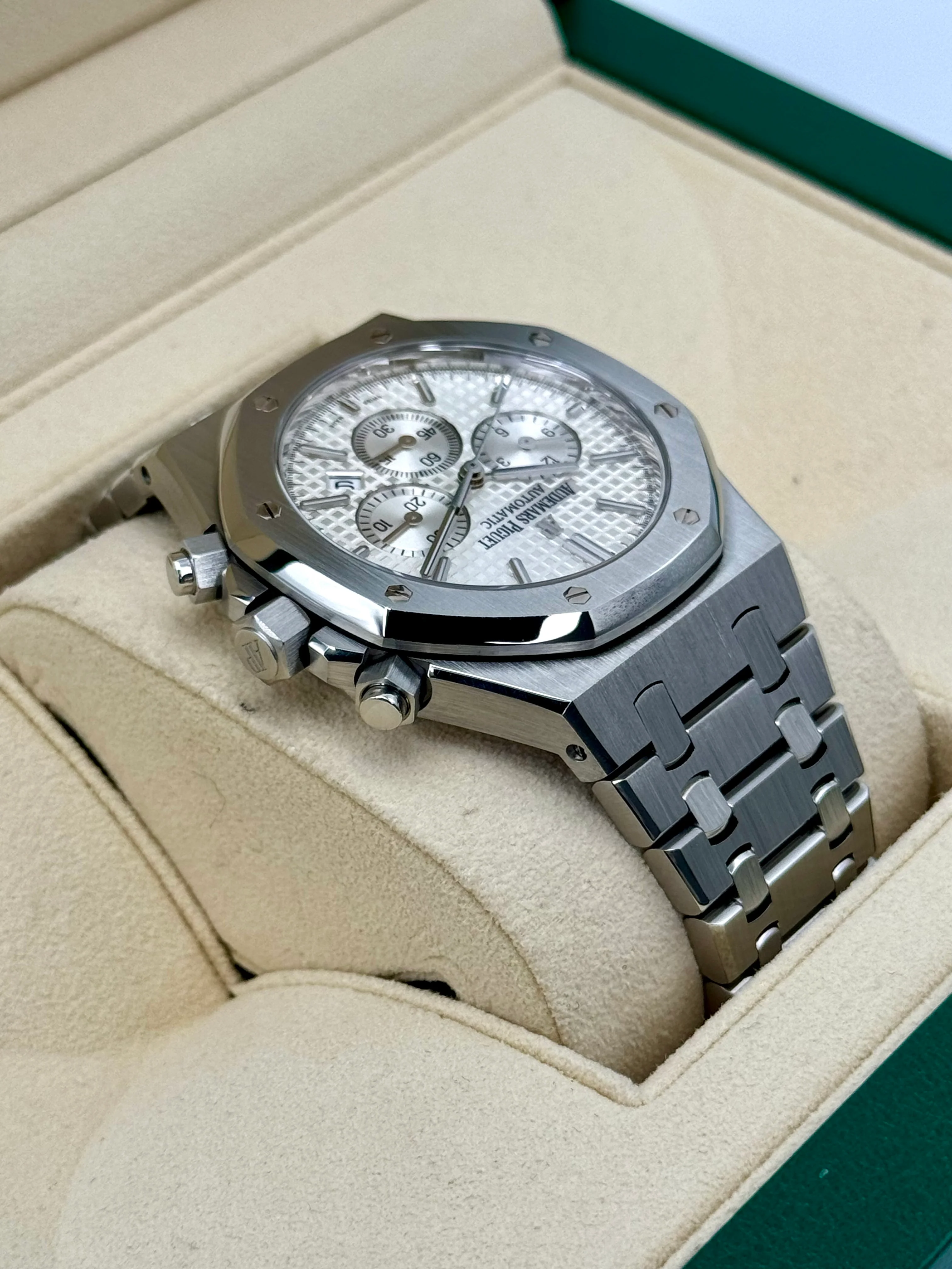 2016 Audemars Piguet Royal Oak Chronograph 41mm 26320ST White Dial - Image 8