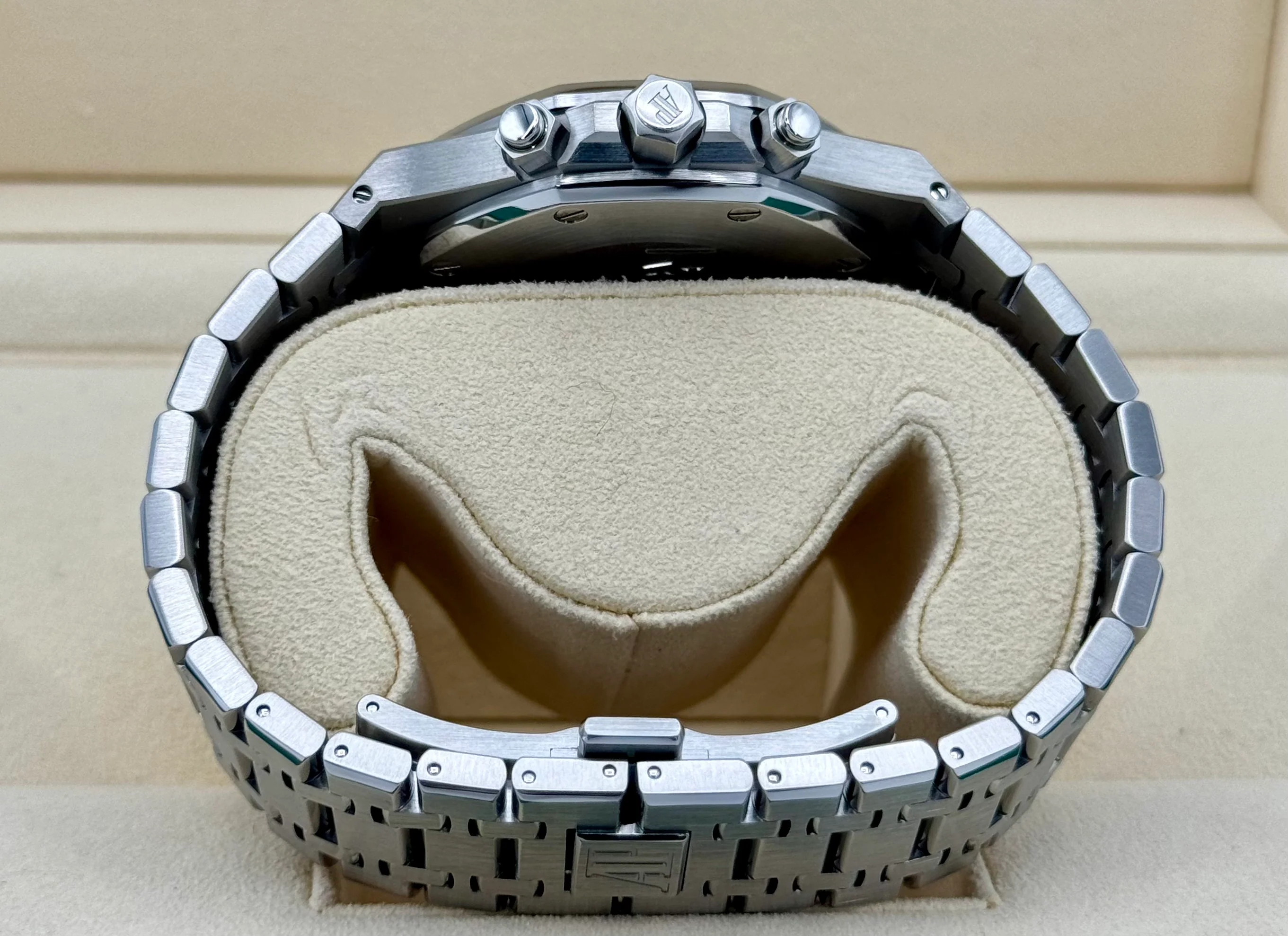 2016 Audemars Piguet Royal Oak Chronograph 41mm 26320ST White Dial - Image 9