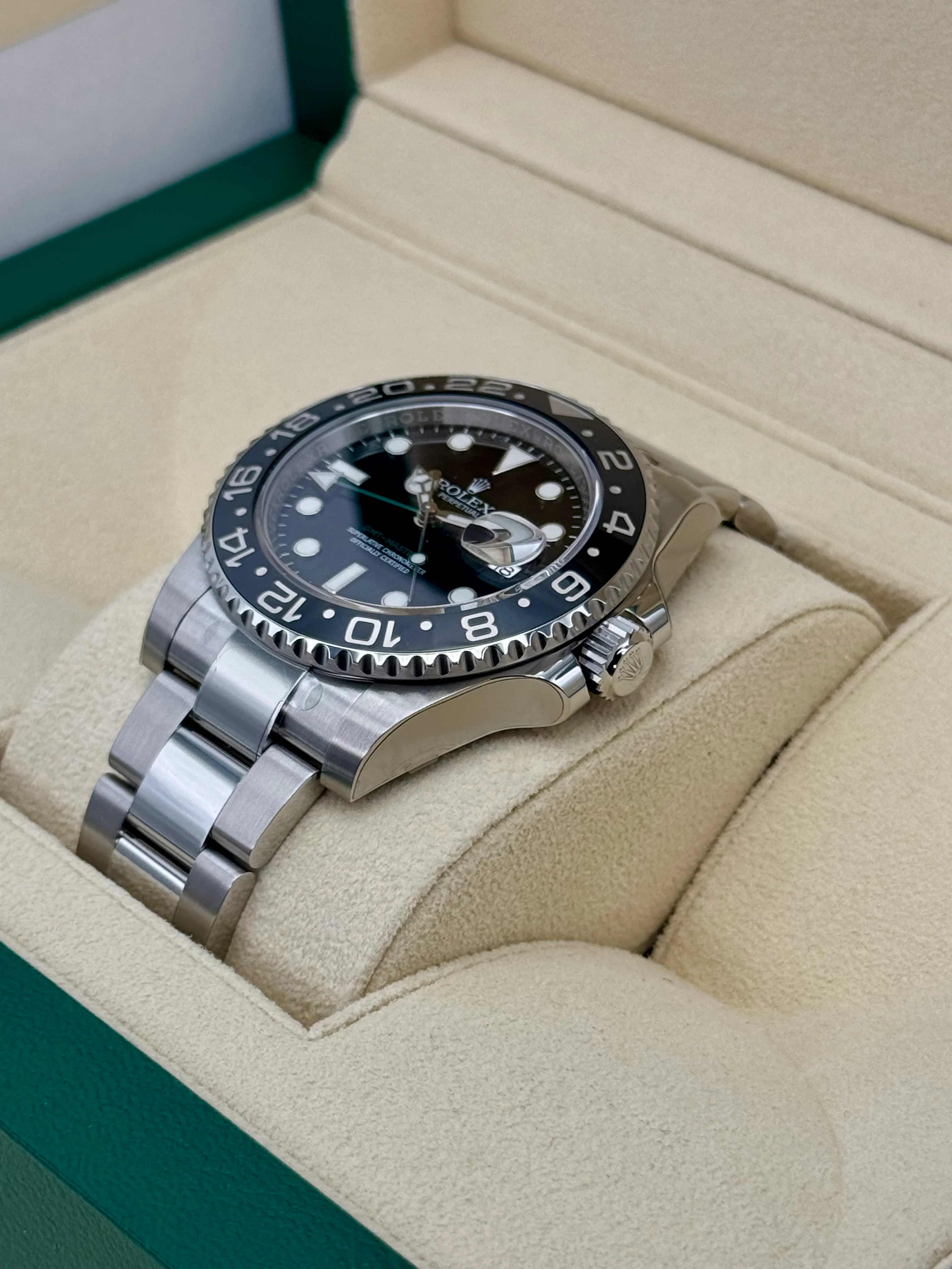 NEW OLD STOCK 2016 Rolex GMT-Master II 40mm 116710LN Black Dial - Image 5