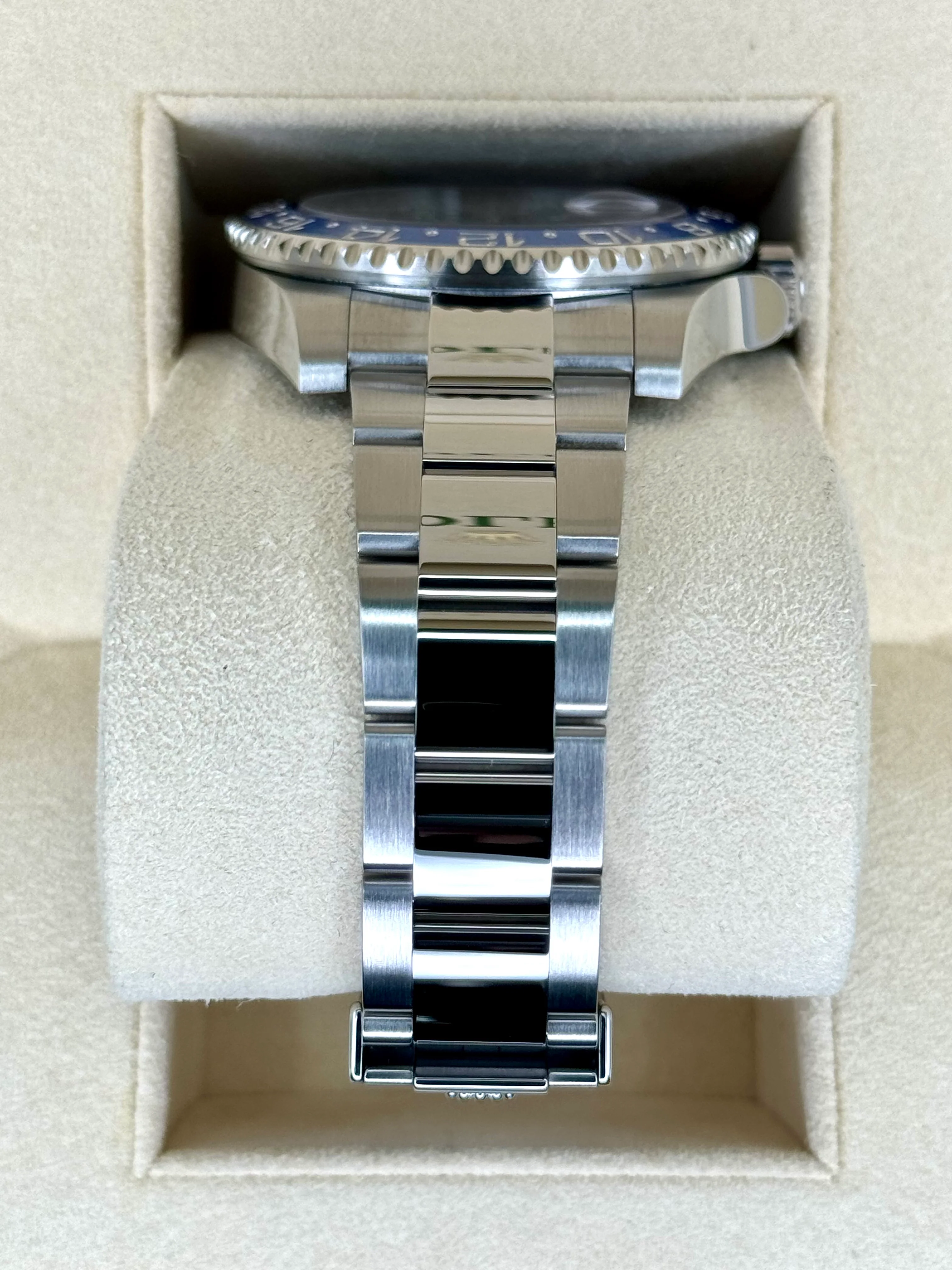 2016 Rolex GMT-Master II "Batman" 40mm 116710BLNR Oyster - Image 3