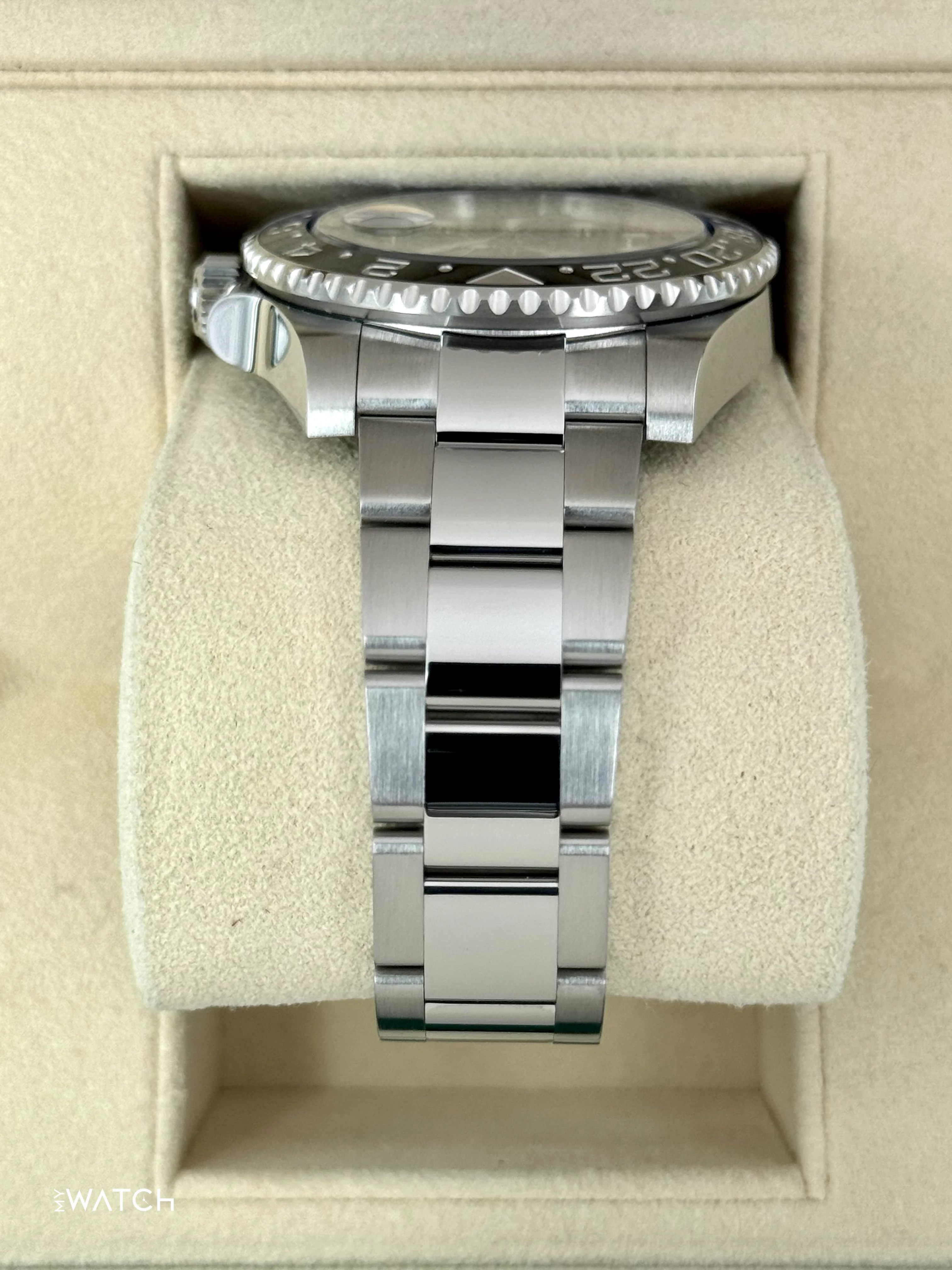 2016 Rolex GMT-Master II "Batman" 40mm 116710BLNR Oyster - Image 4