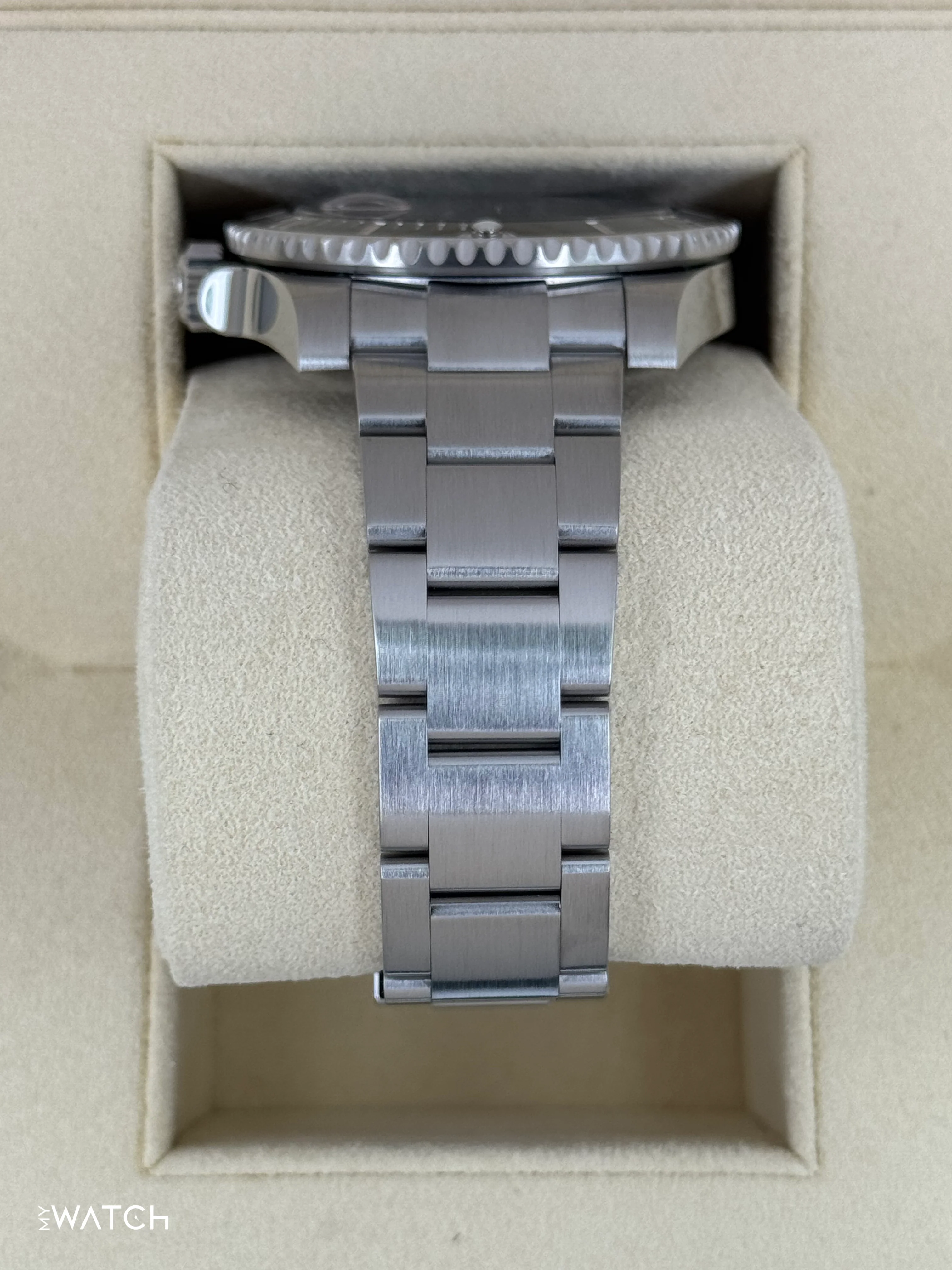 2016 Rolex Submariner 40mm 116610LN Stainless Steel Black Dial - Image 4