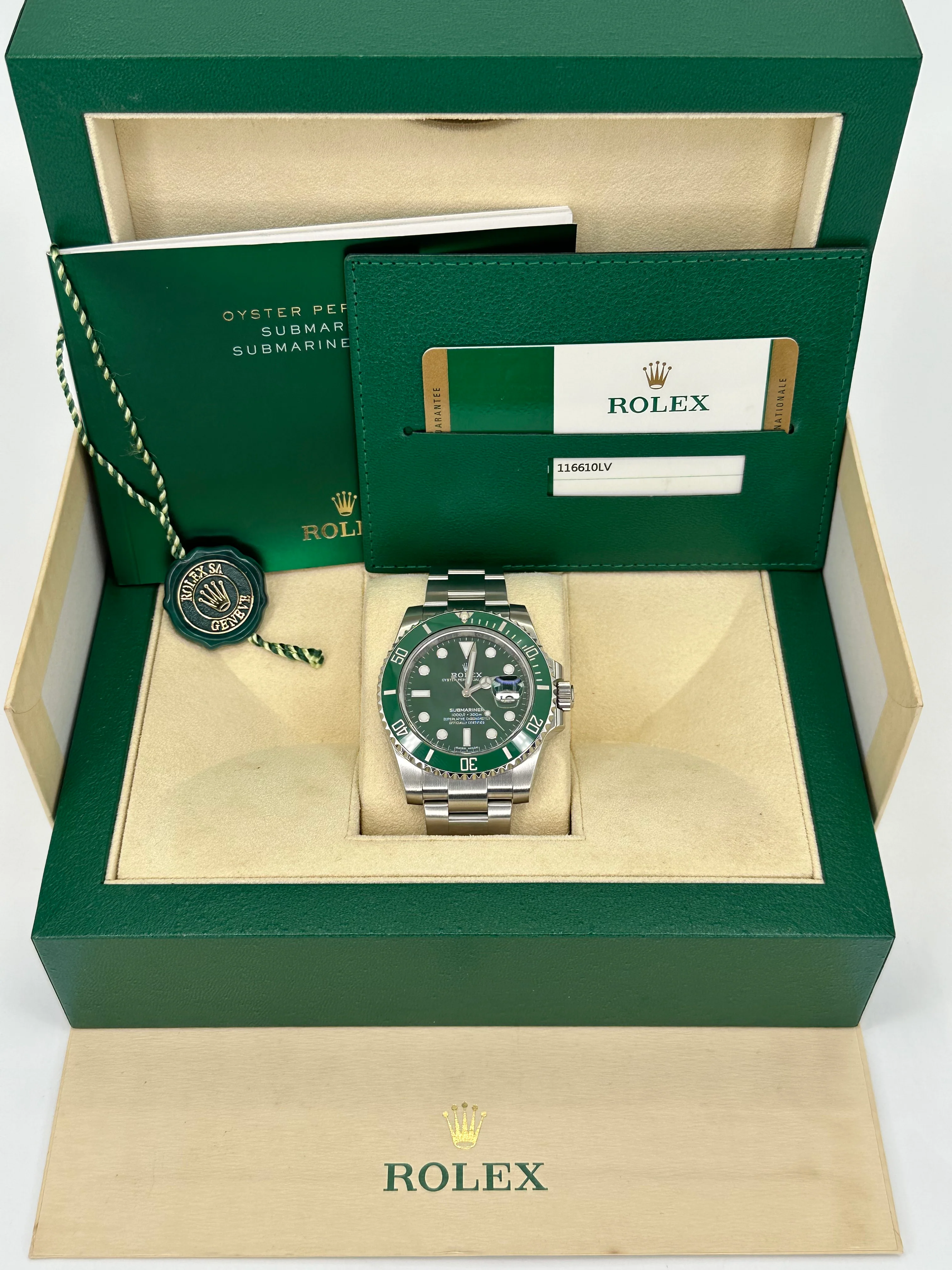 2016 Rolex Submariner "Hulk" 40mm 116610LV Green Dial - Image 11