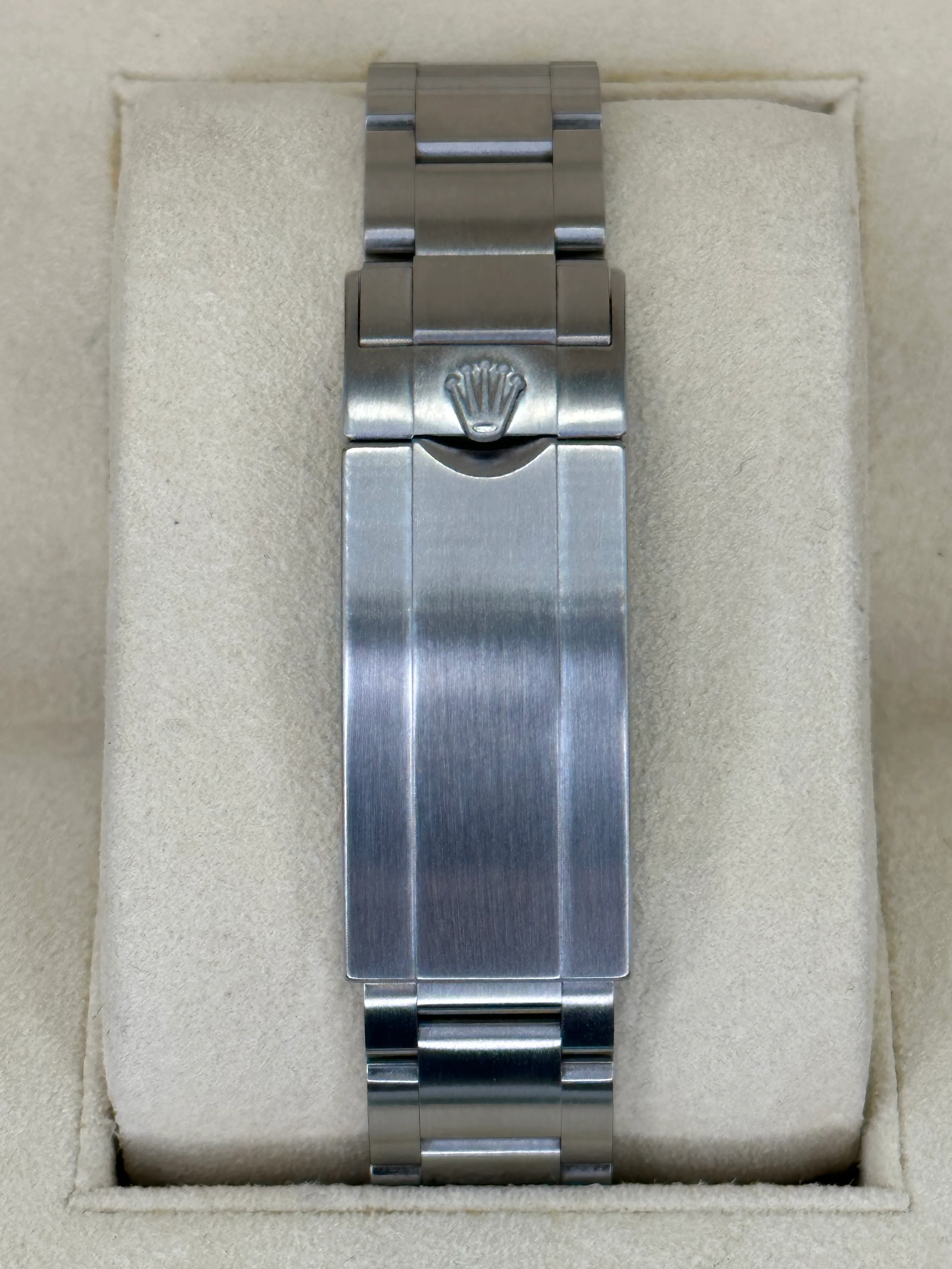 2016 Rolex Submariner "Hulk" 40mm 116610LV Green Dial - Image 2