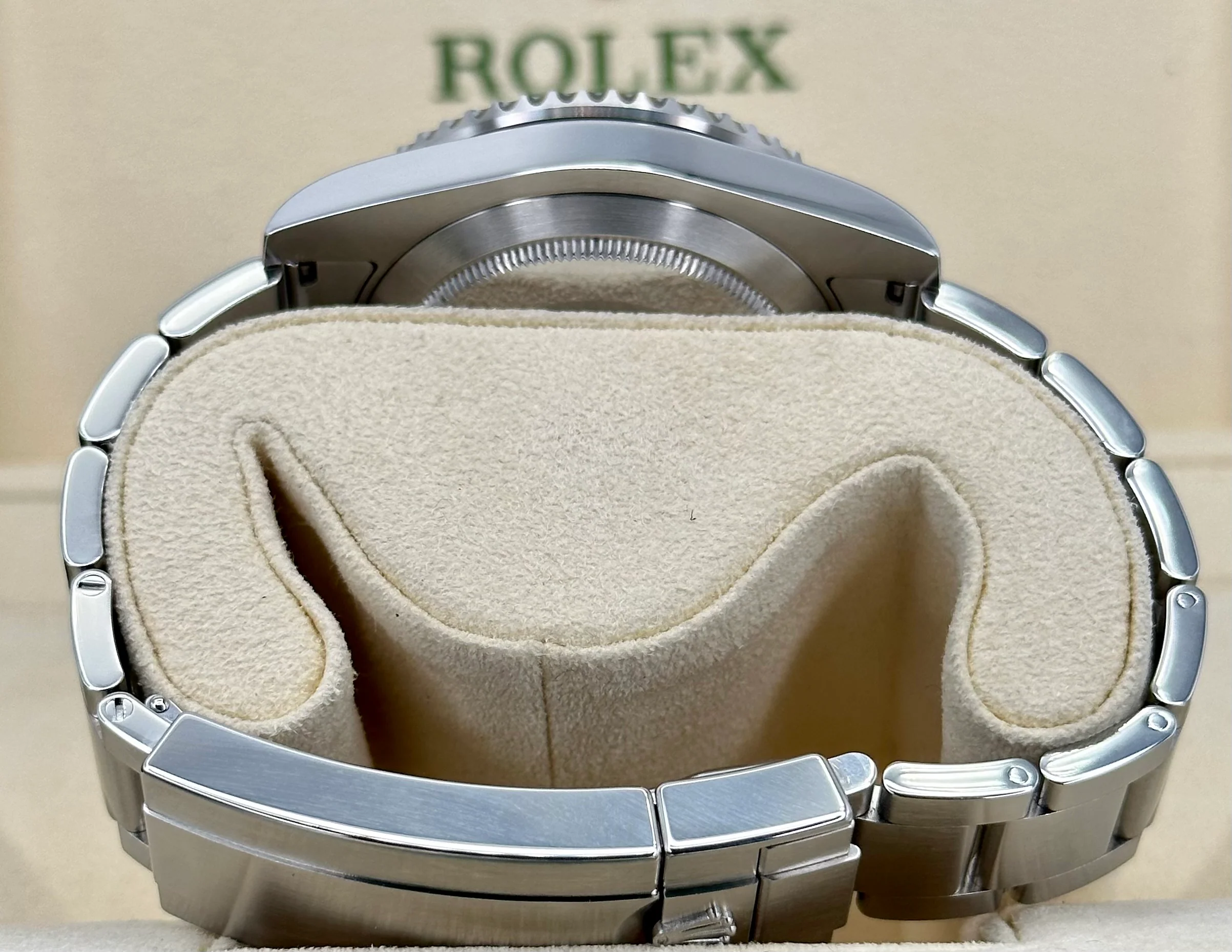 2016 Rolex Submariner "Hulk" 40mm 116610LV Green Dial - Image 10