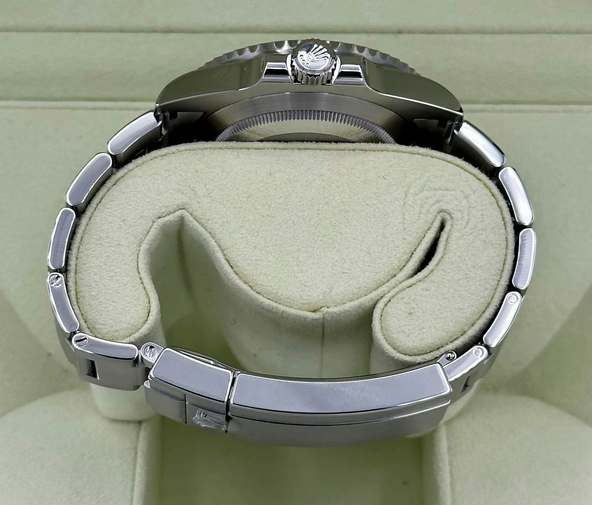 2016 Rolex Submariner 40mm 116610LN Stainless Steel Black Dial - Image 9