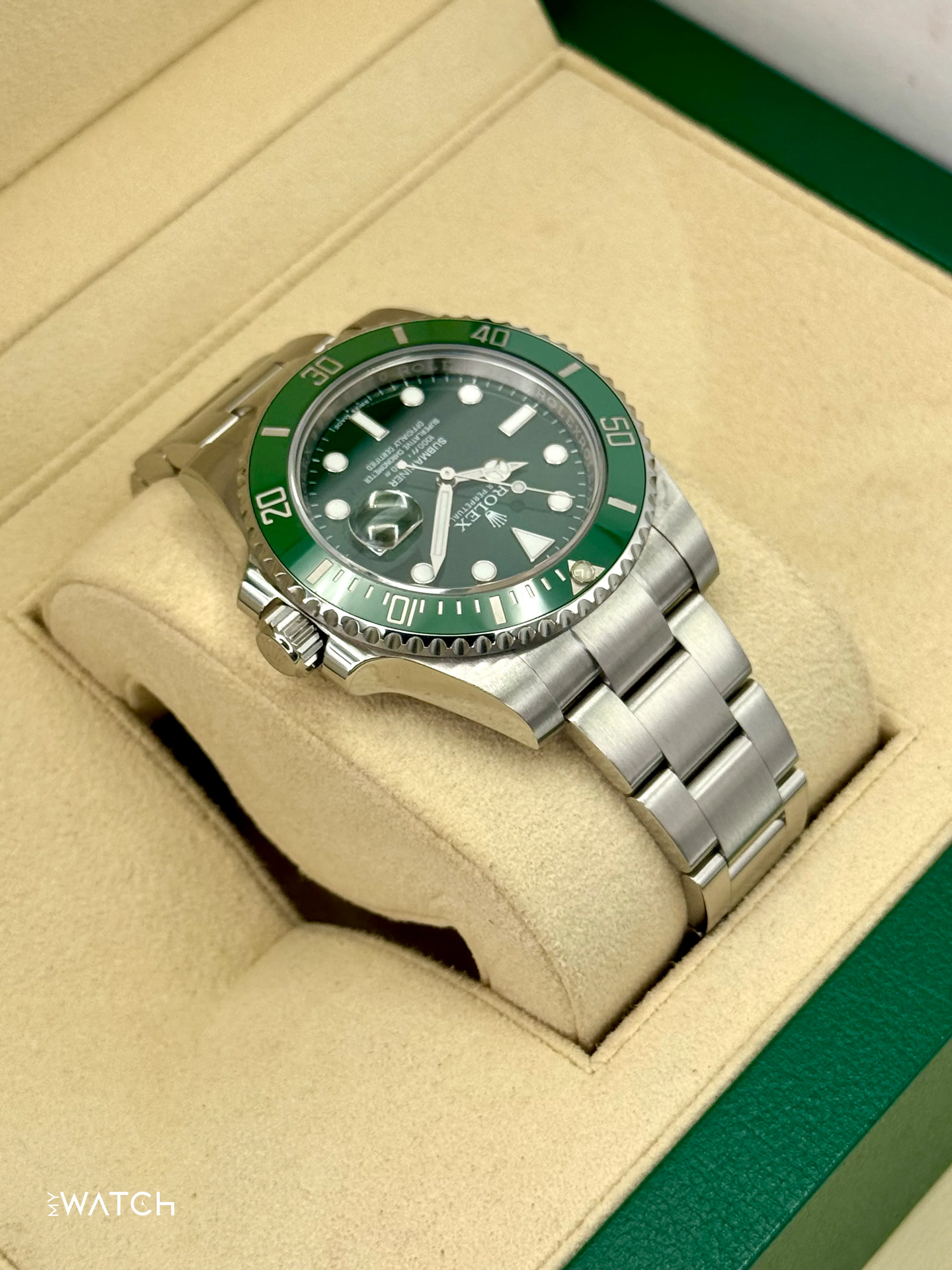 2016 Rolex Submariner “Hulk” 40mm 116610LV Green Dial - Image 8