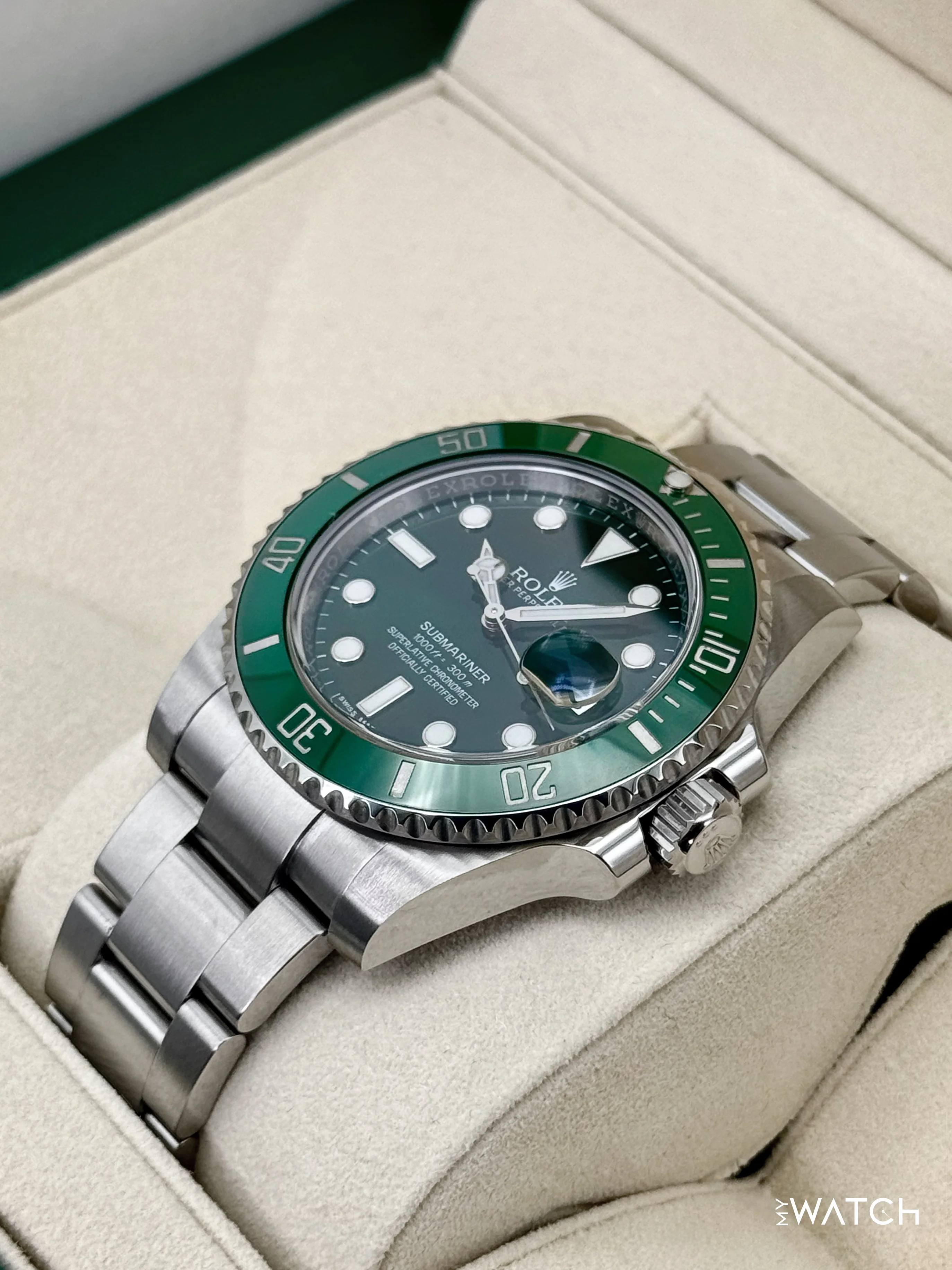 2016 Rolex Submariner “Hulk” 40mm 116610LV Green Dial - Image 5