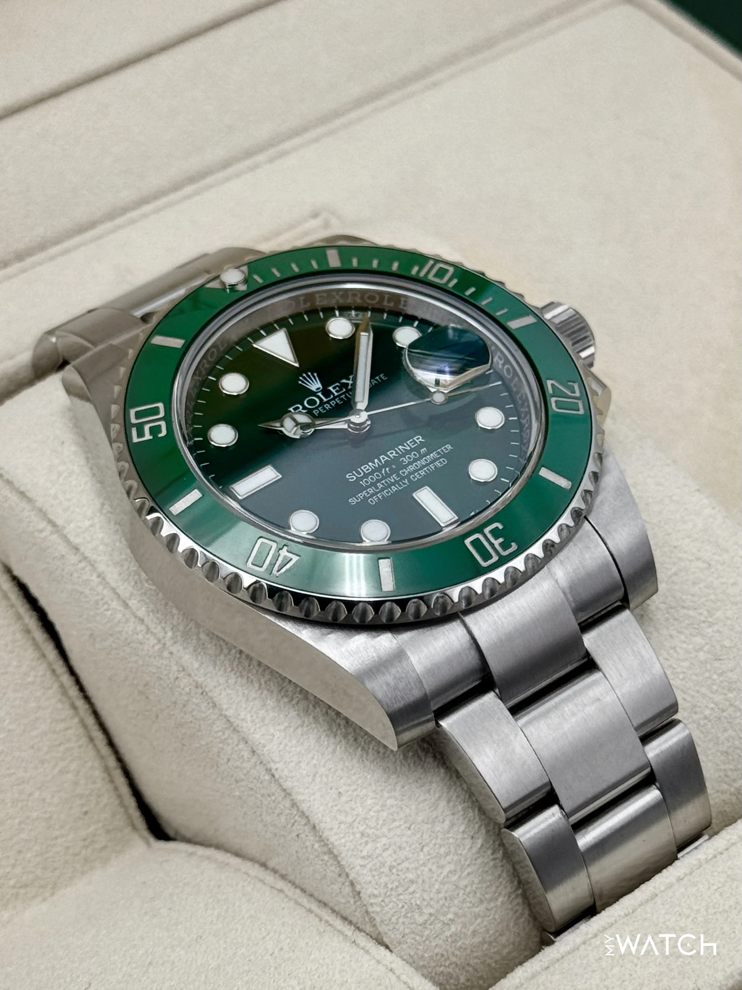 2016 Rolex Submariner “Hulk” 40mm 116610LV Green Dial - Image 6