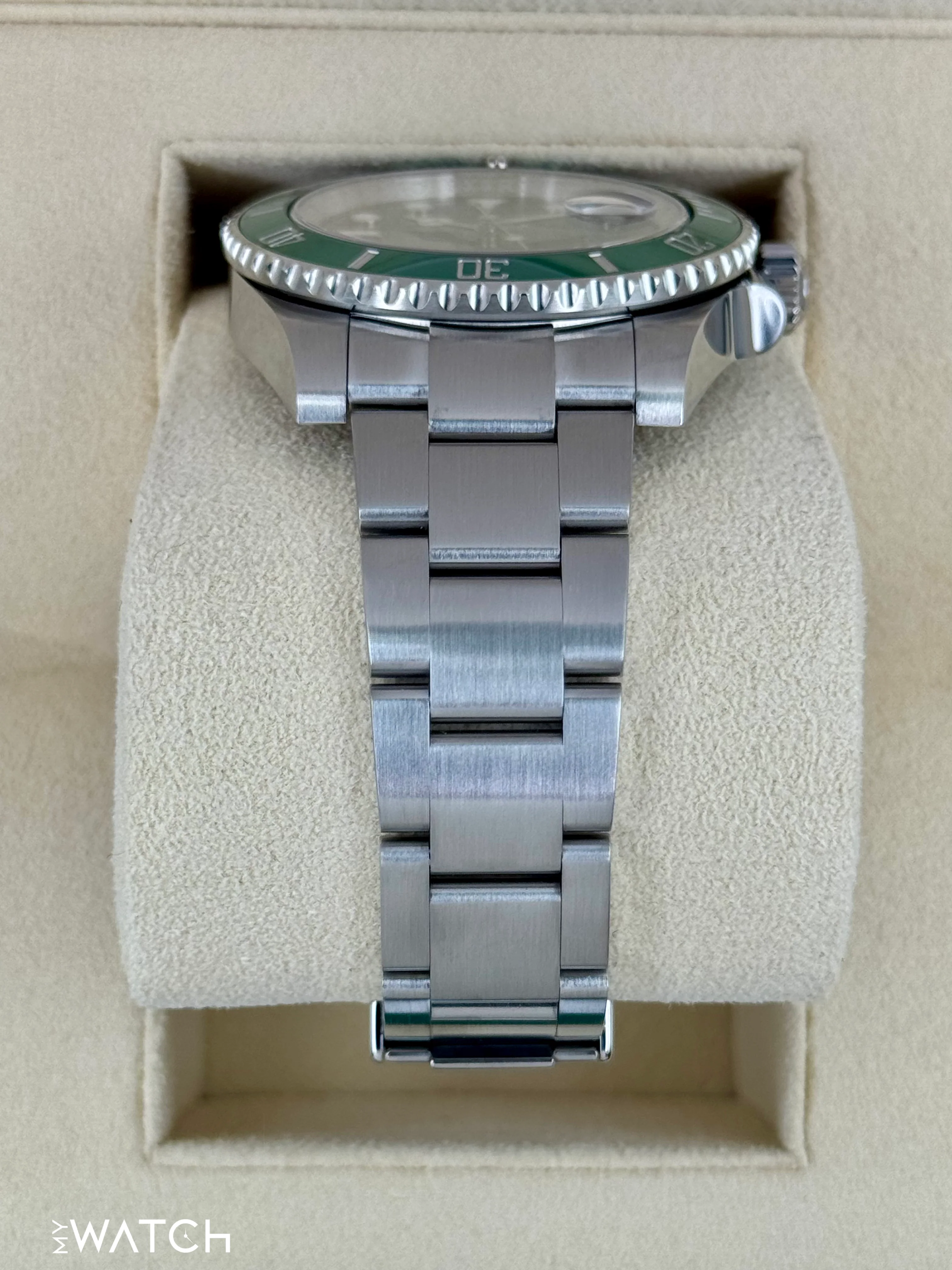 2016 Rolex Submariner “Hulk” 40mm 116610LV Green Dial - Image 3