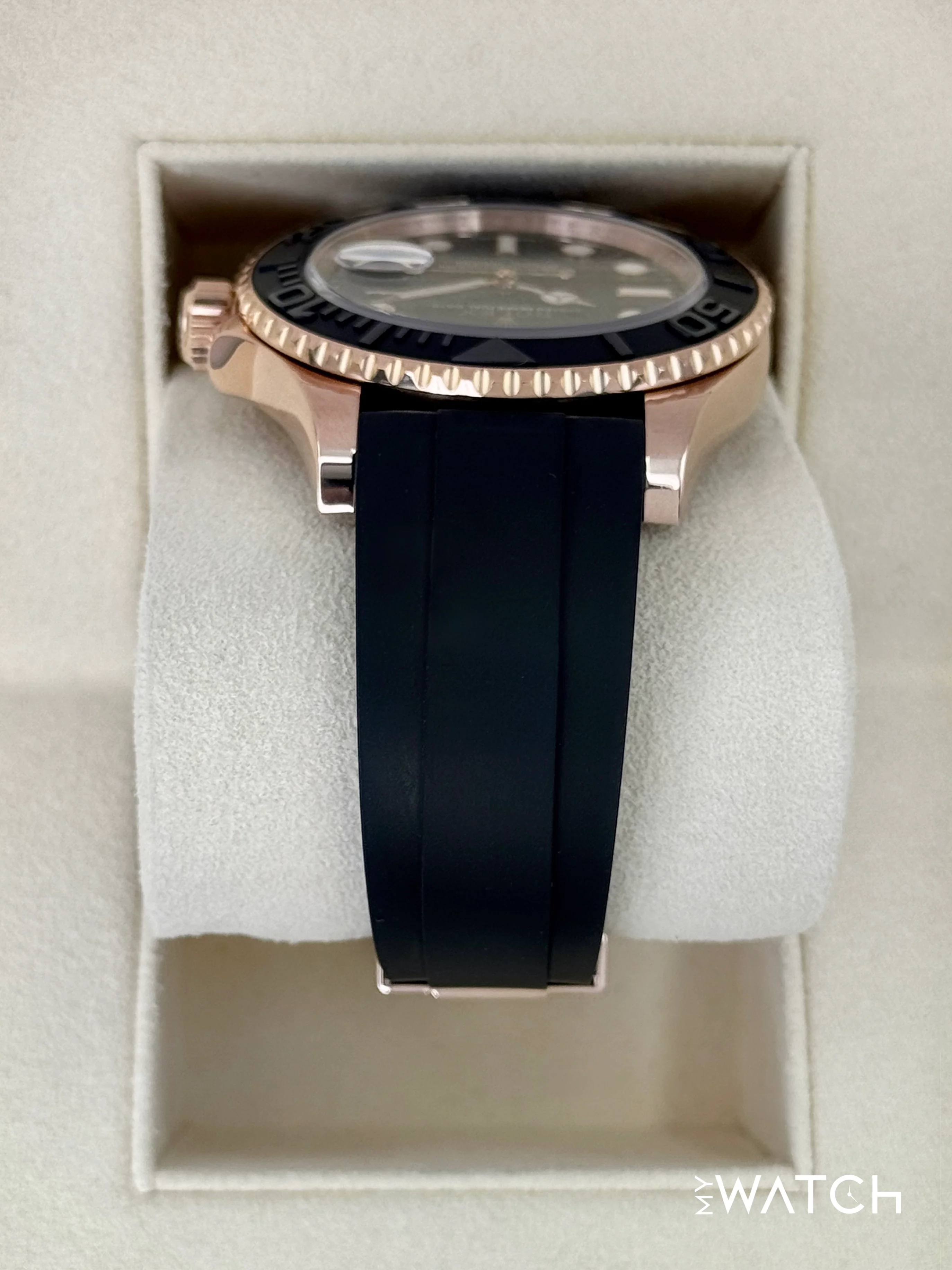 2016 Rolex Yacht-Master 40mm 116655 Rose Gold Oysterflex Black Dial - Image 4