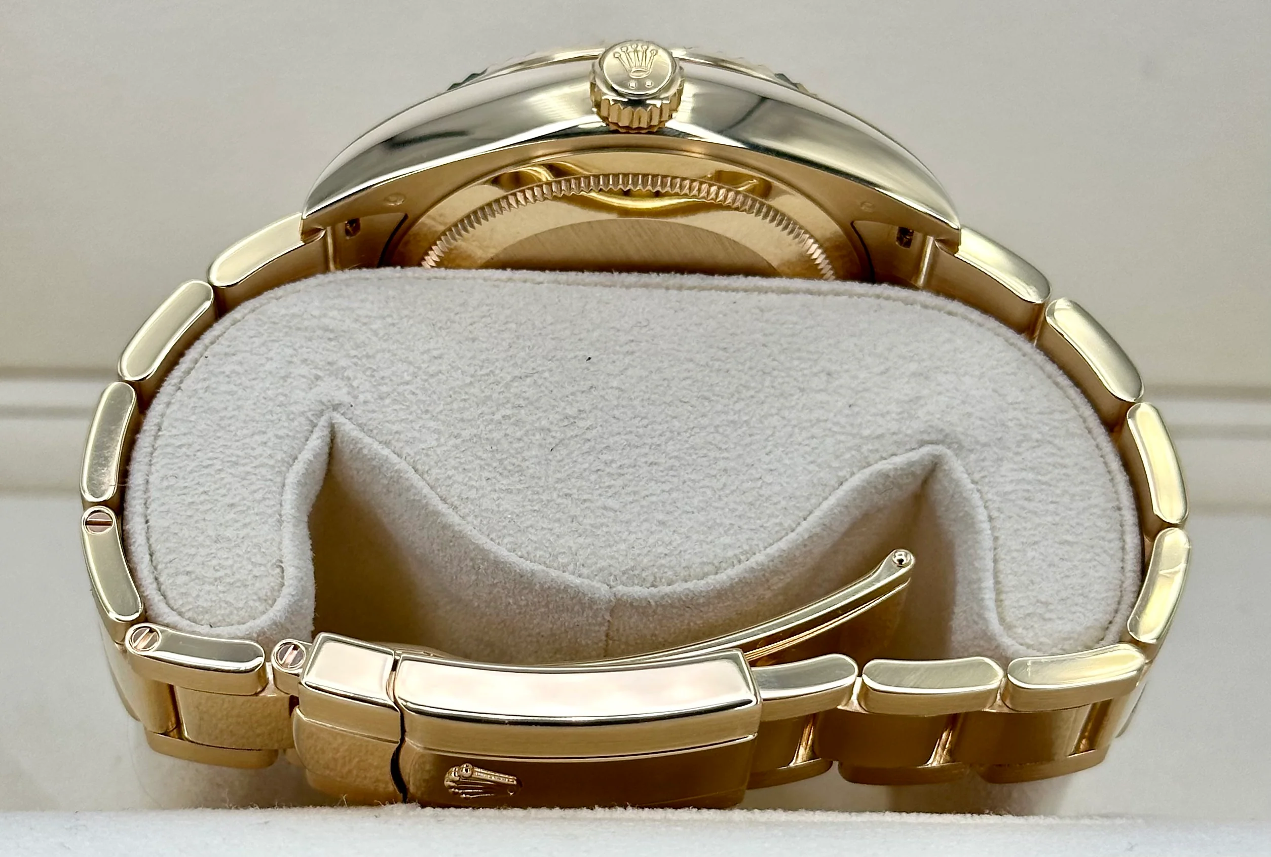 2016 Sky-Dweller 42mm 326938 Yellow Gold Oyster Champagne Dial - Image 10