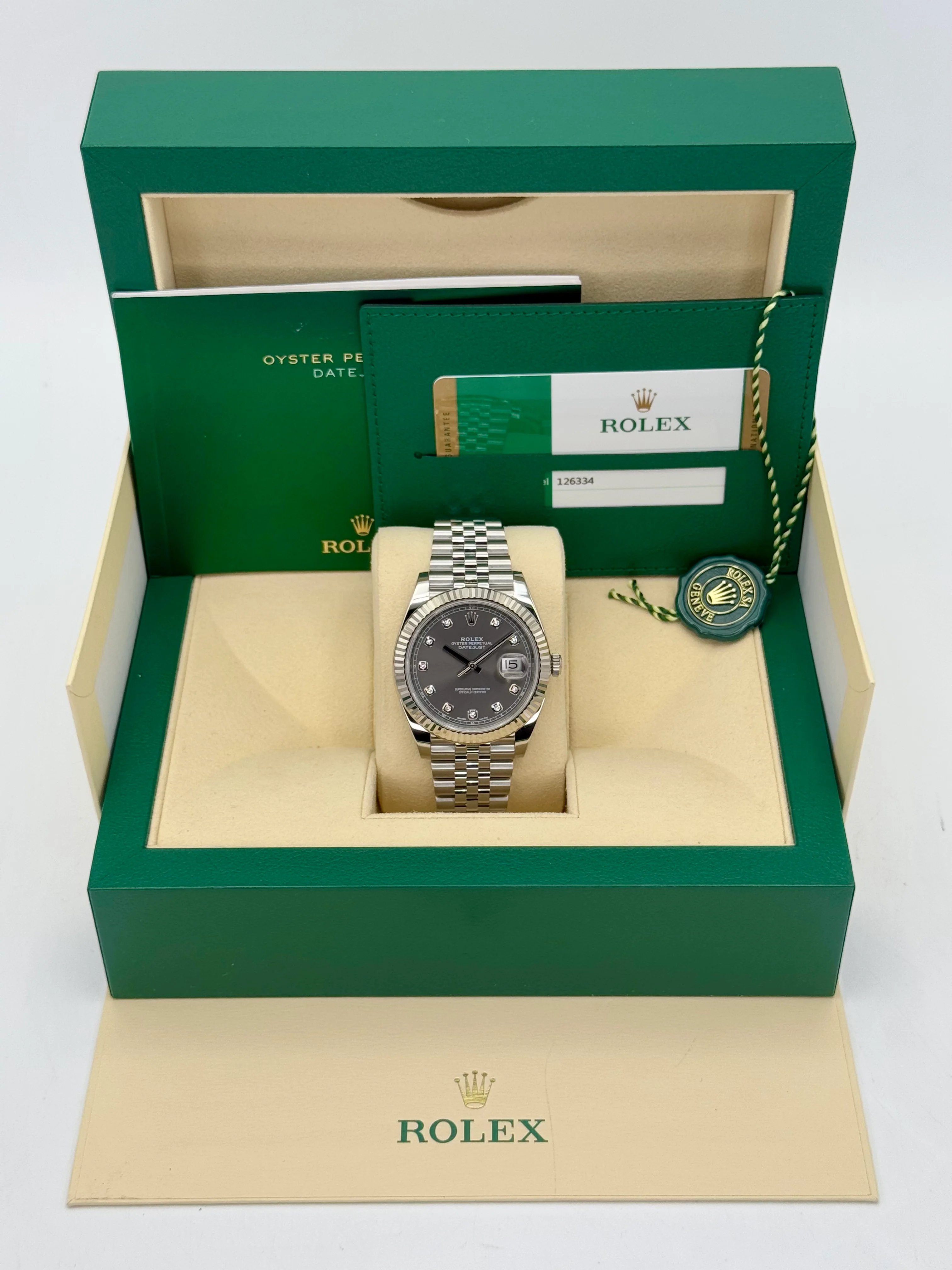 2017 Datejust 41mm 126334 Stainless Steel Jubilee Rhodium Diamond Dial - Image 11