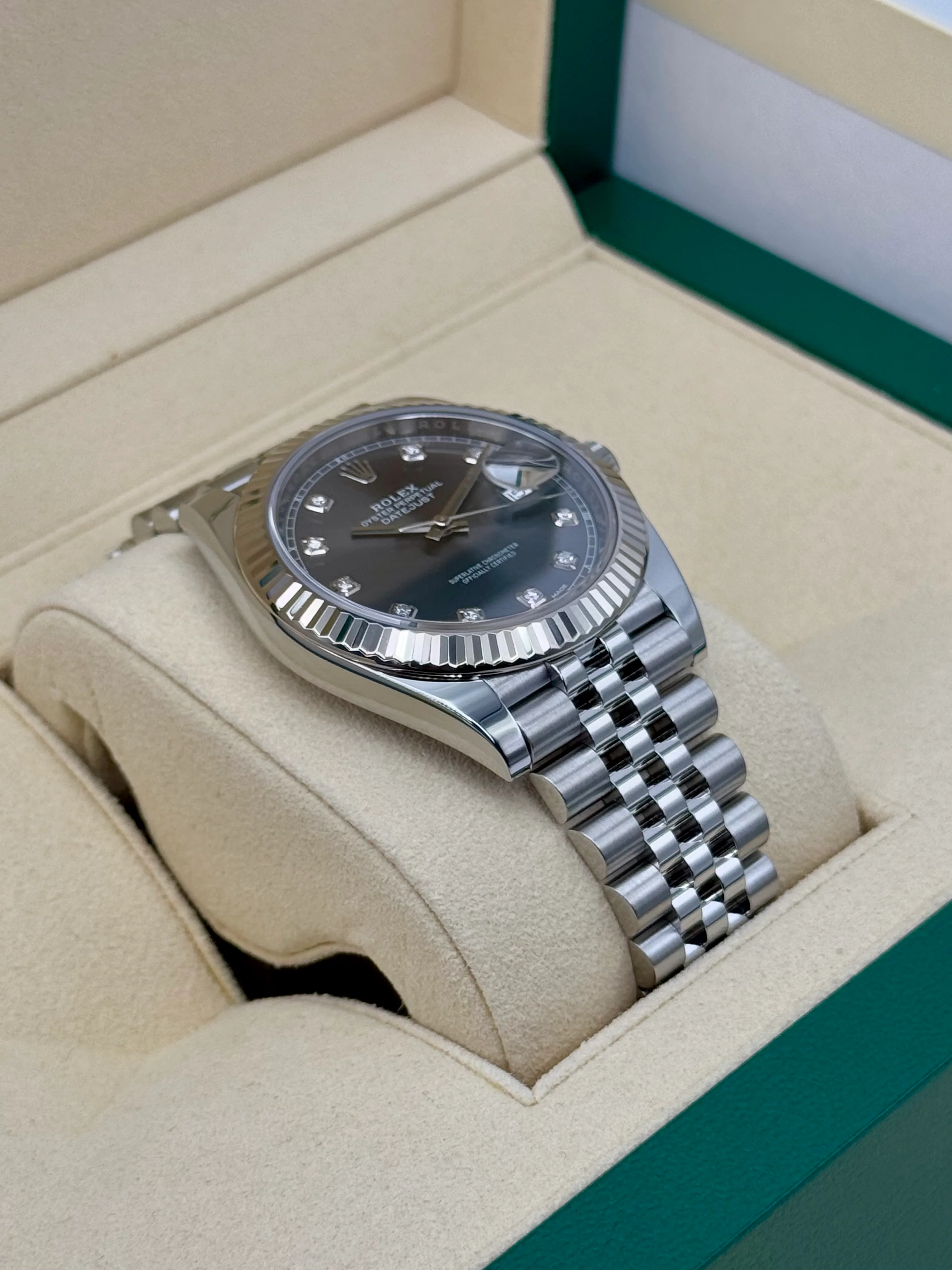2017 Datejust 41mm 126334 Stainless Steel Jubilee Rhodium Diamond Dial - Image 6