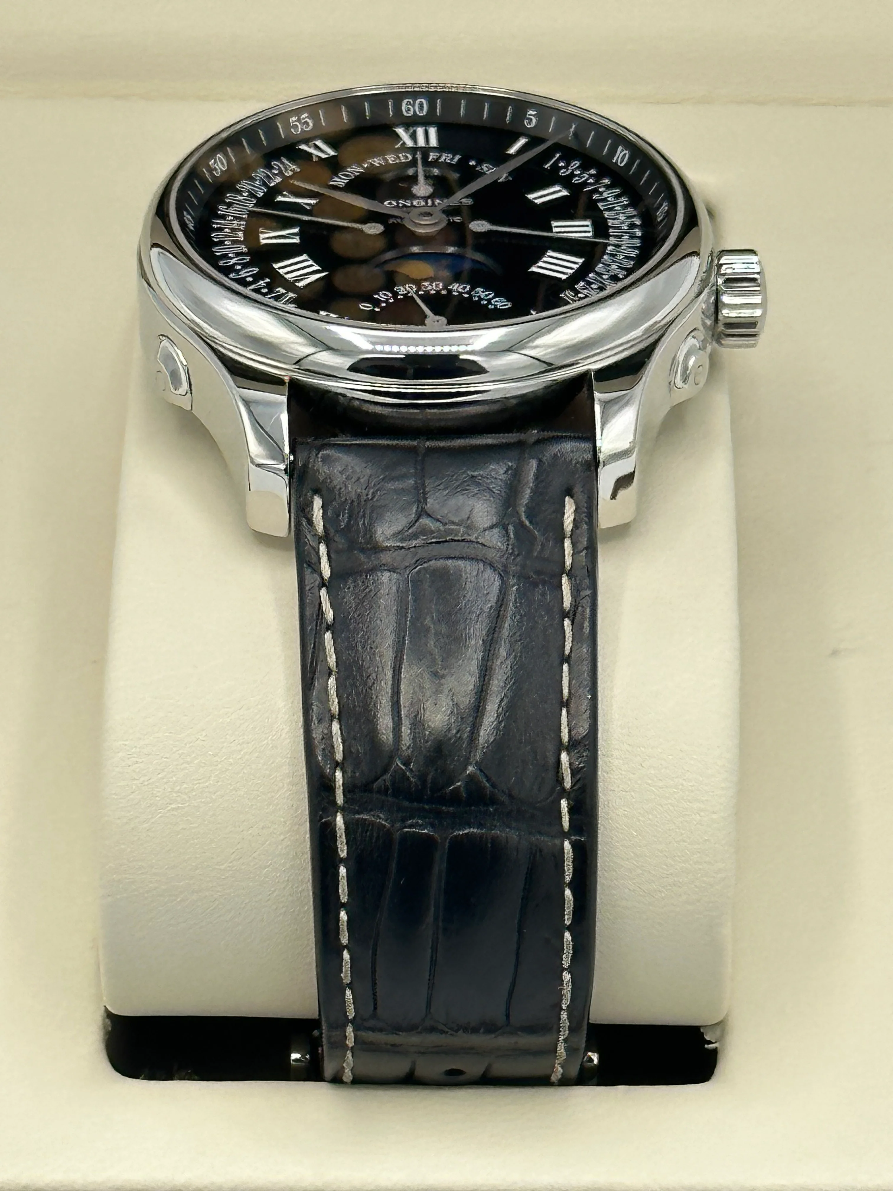2017 Longines L2.739.4.51.6 Master Moonphase GMT - Image 3