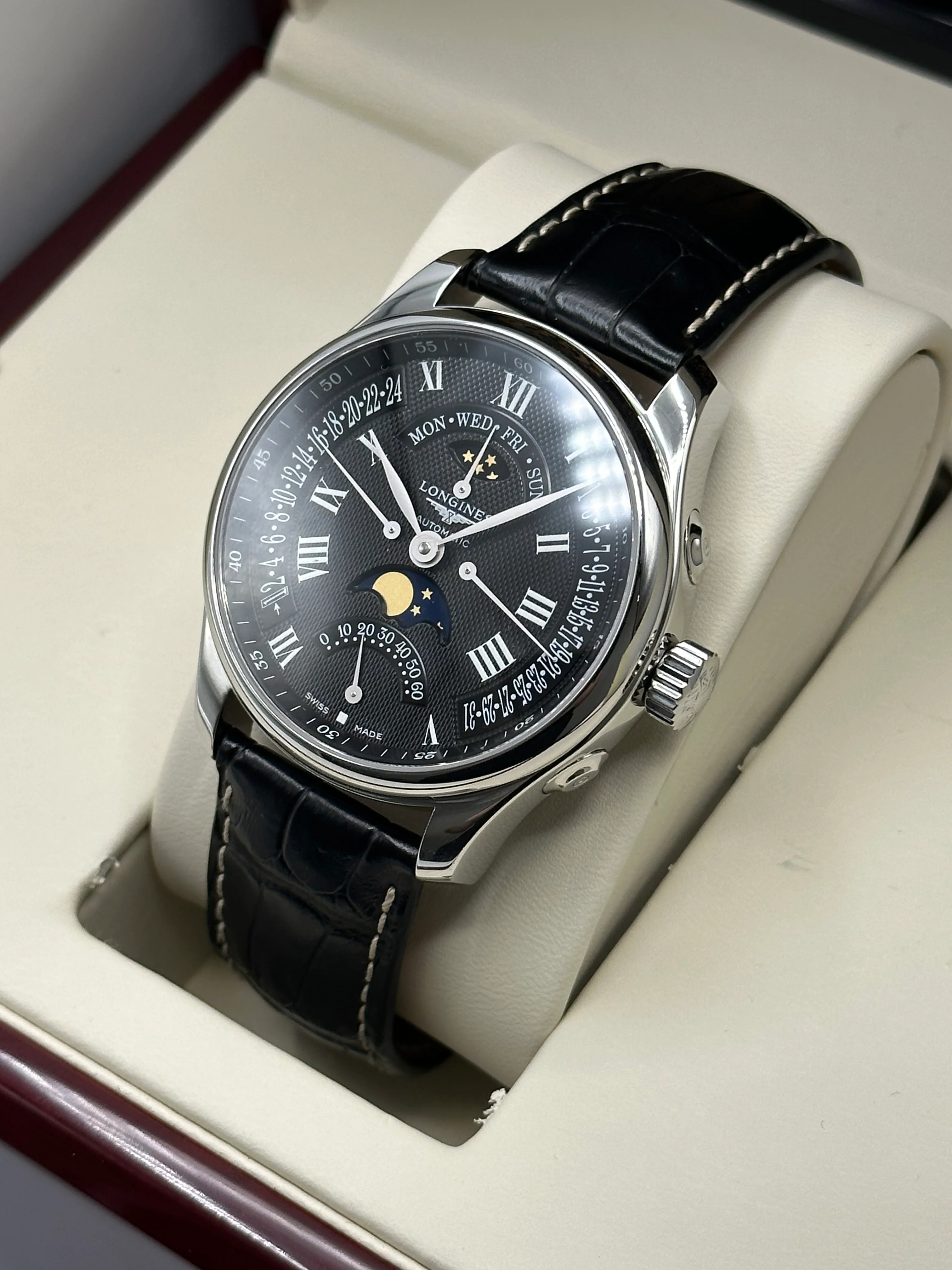 2017 Longines L2.739.4.51.6 Master Moonphase GMT - Image 7
