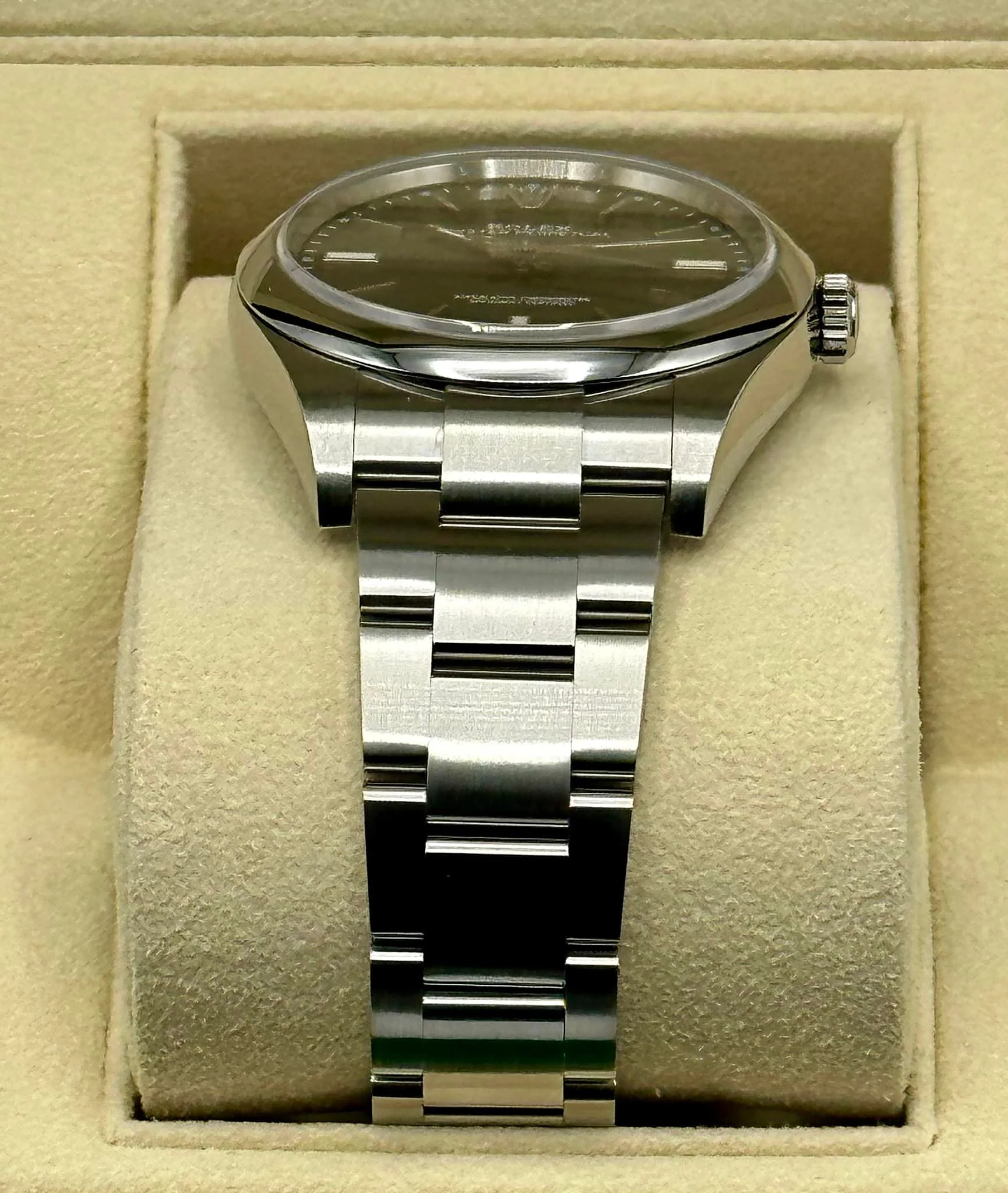 2017 Oyster Perpetual 39mm 114300 Grey Dial - Image 3