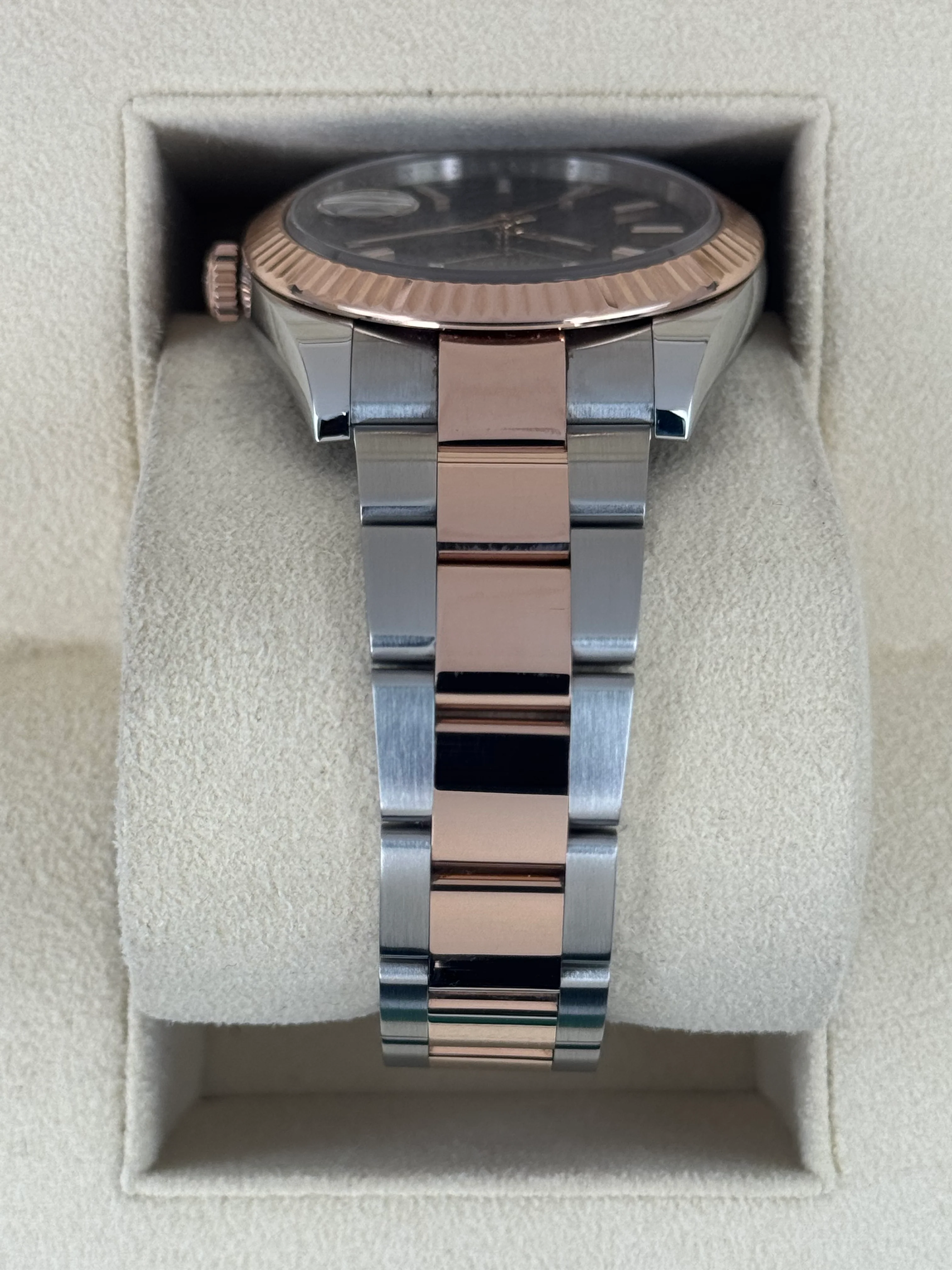 2017 Rolex Datejust 41mm 126331 Two-Tone Rose Gold Chocolate Dial - Image 4