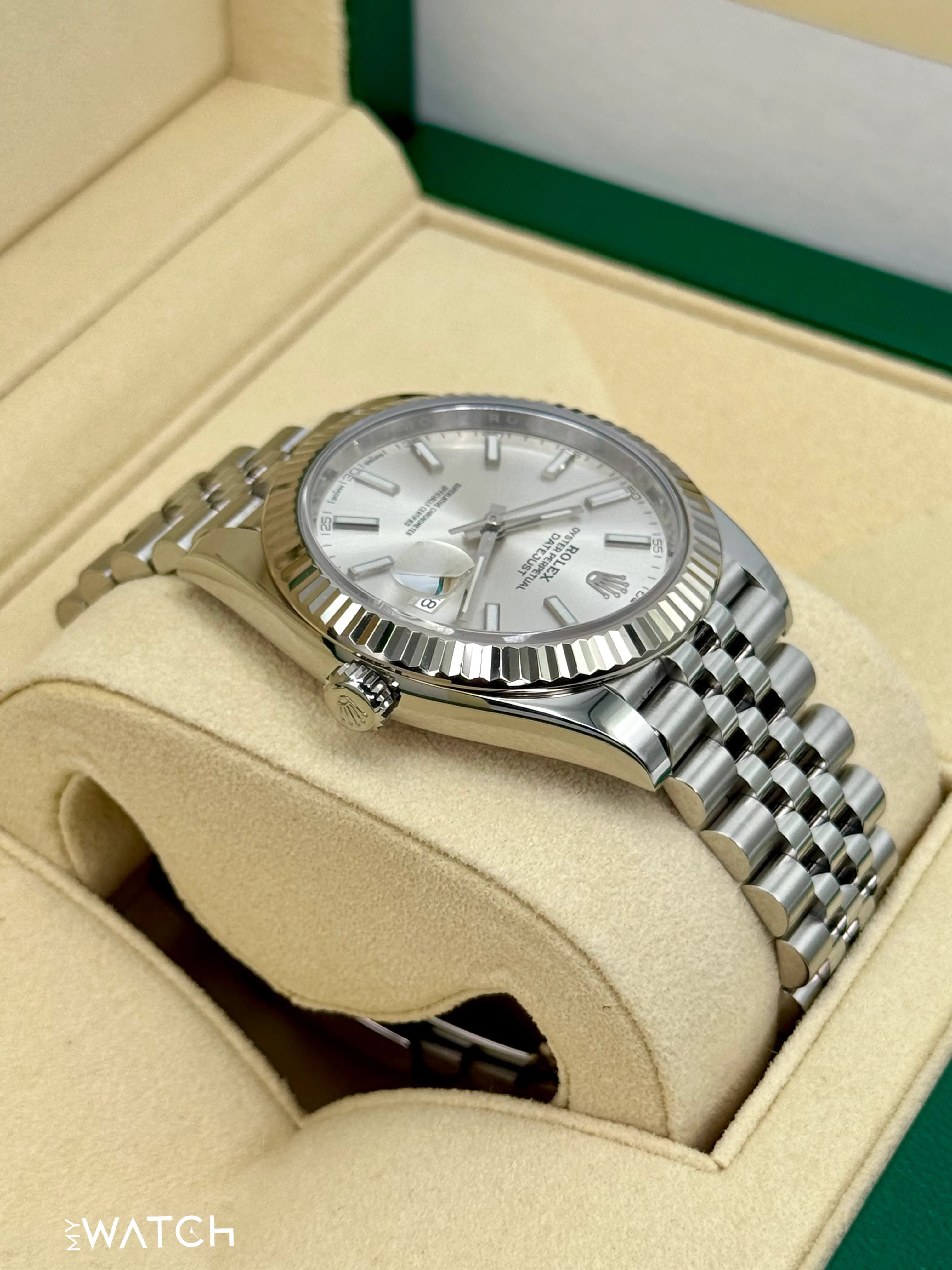 2017 Rolex Datejust 41mm 126334 Stainless Steel Jubilee Silver Dial - Image 8