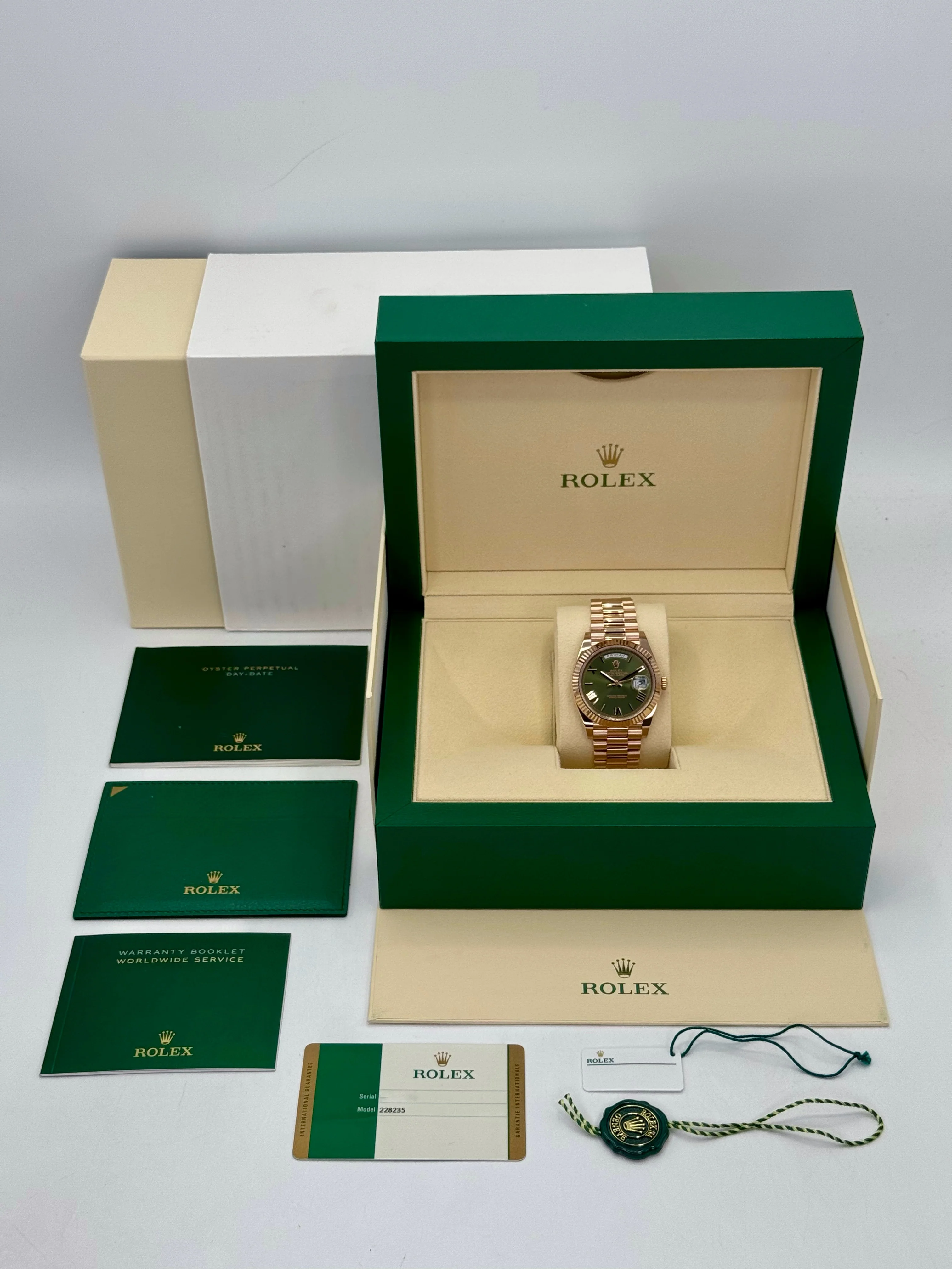 2017 Rolex Day-Date 40mm 228235 Presidential Rose Gold Olive Dial - Image 10