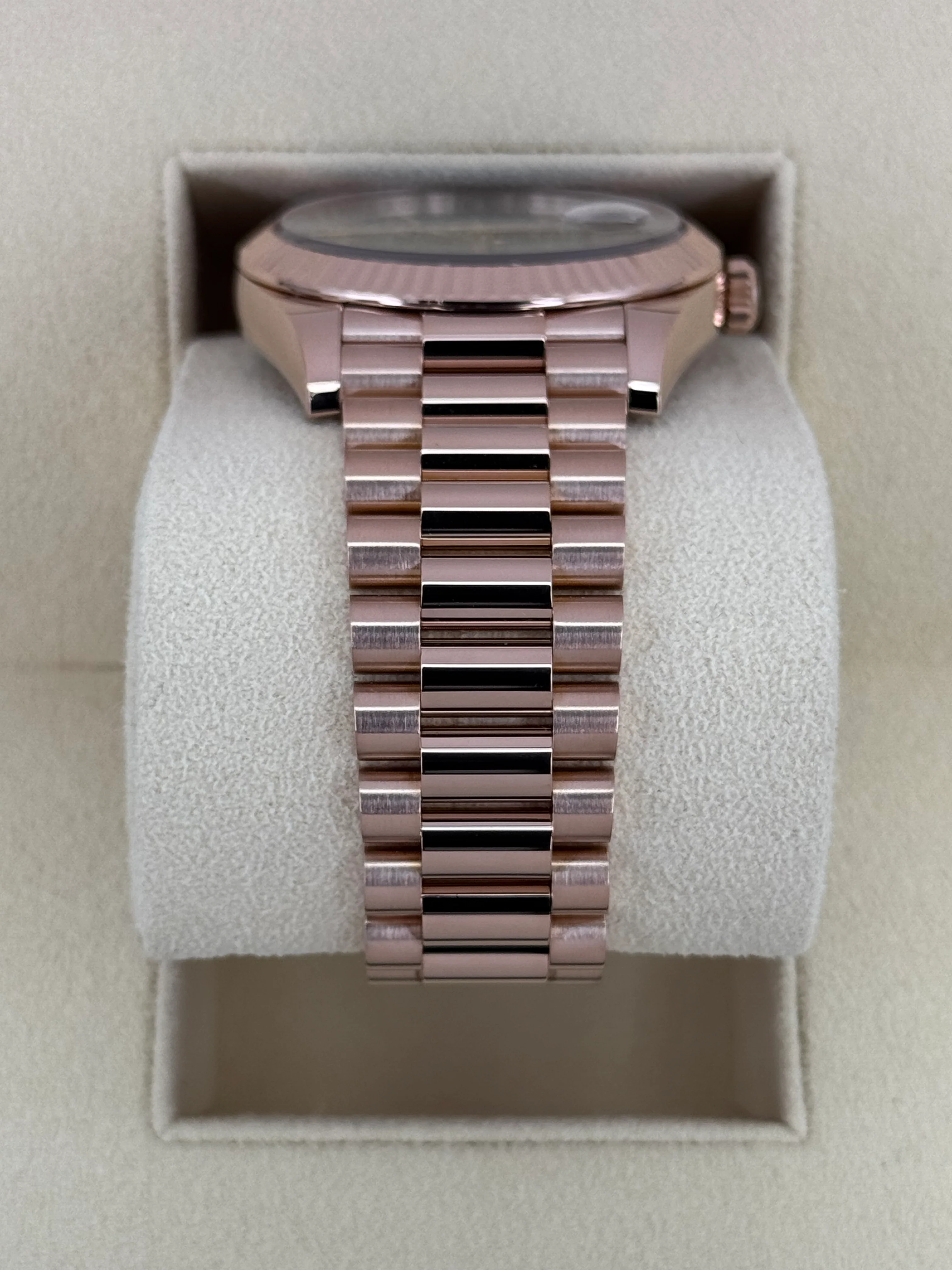 2017 Rolex Day-Date 40mm 228235 Presidential Rose Gold Olive Dial - Image 3