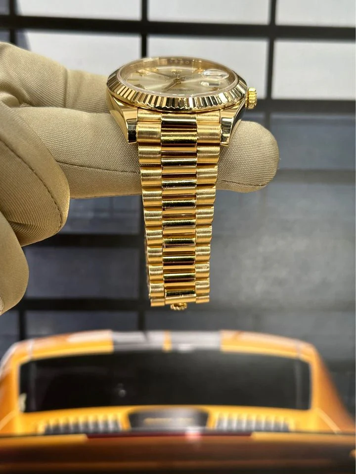 2017 Rolex Day-Date 40mm 228238 Presidential Silver Dial - Image 3