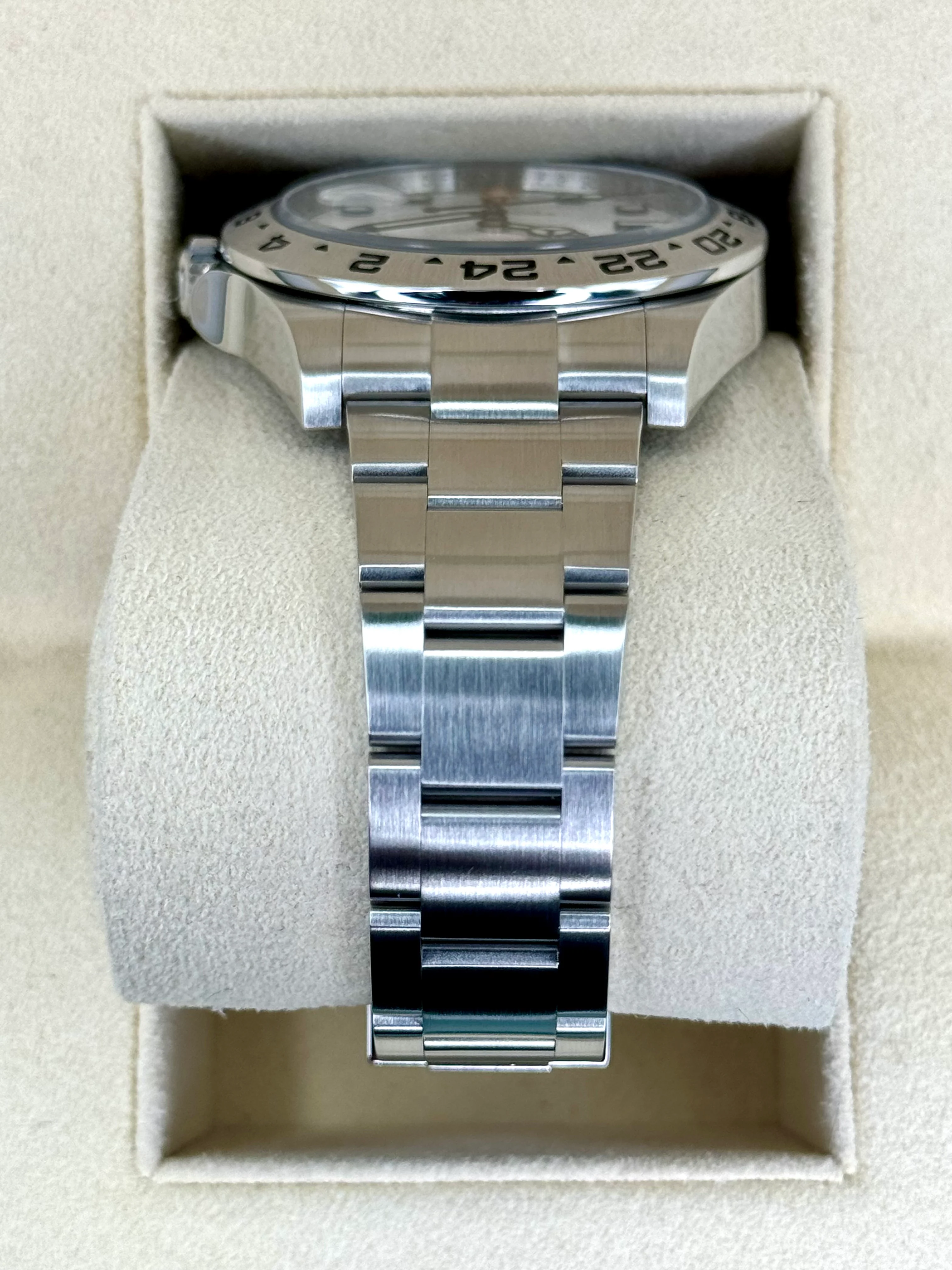 2017 Rolex Explorer II 42mm 216570 Polar White Dial - Image 4