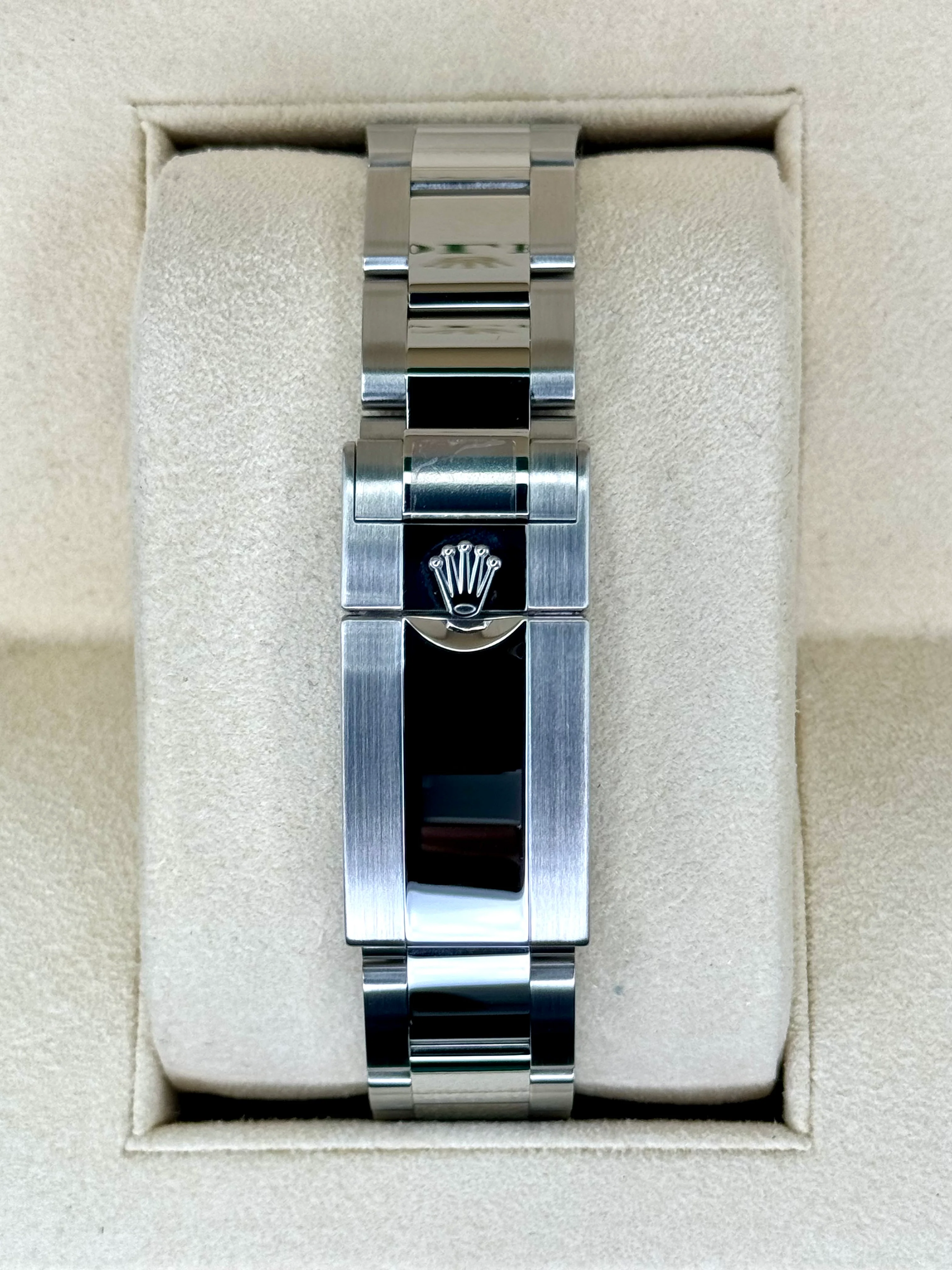 2017 Rolex GMT-Master II 40mm 116710LN Stainless Steel Black Dial - Image 2
