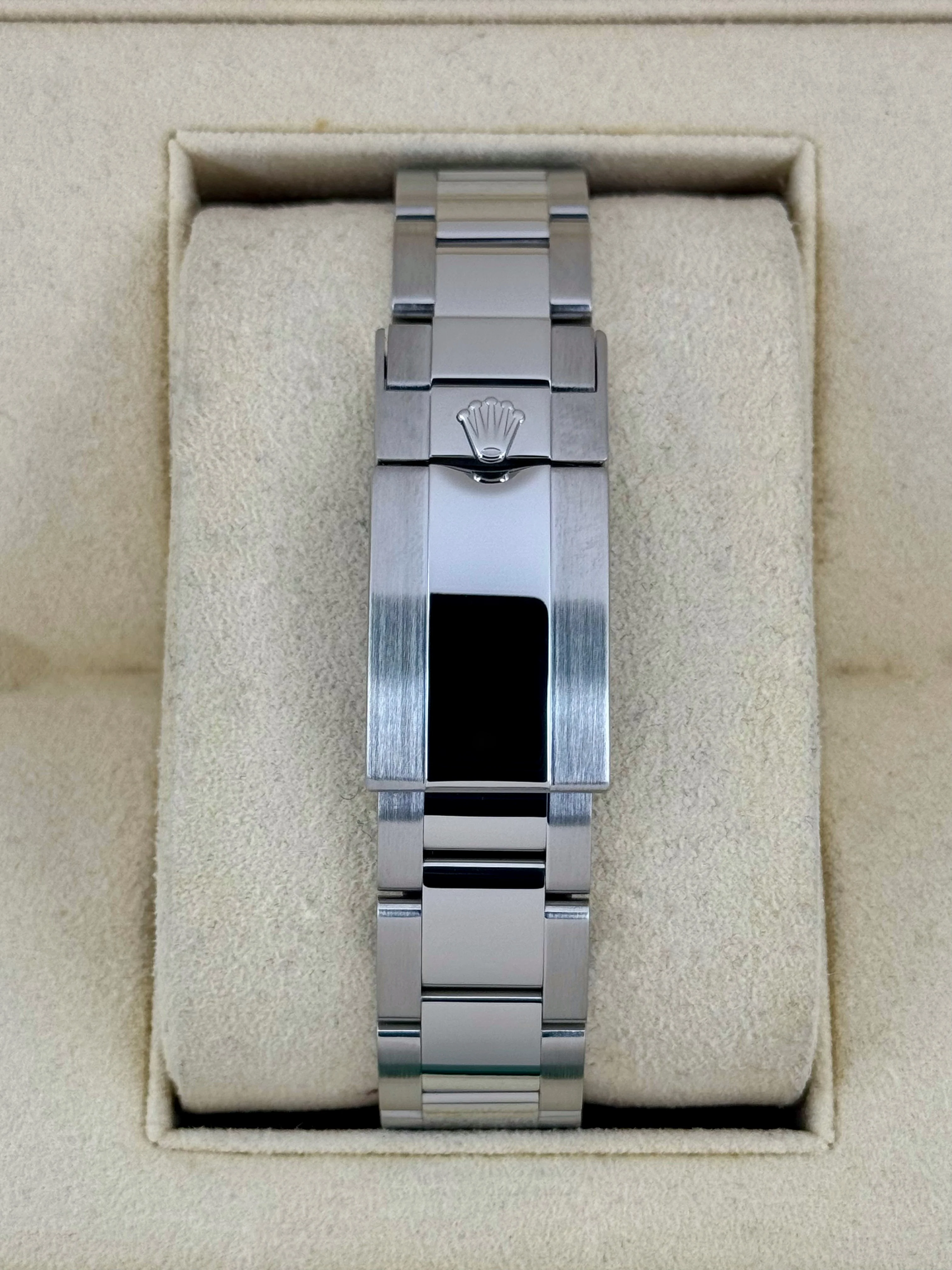 2017 Rolex GMT-Master II 40mm 116710LN Stainless Steel Black Dial - Image 2