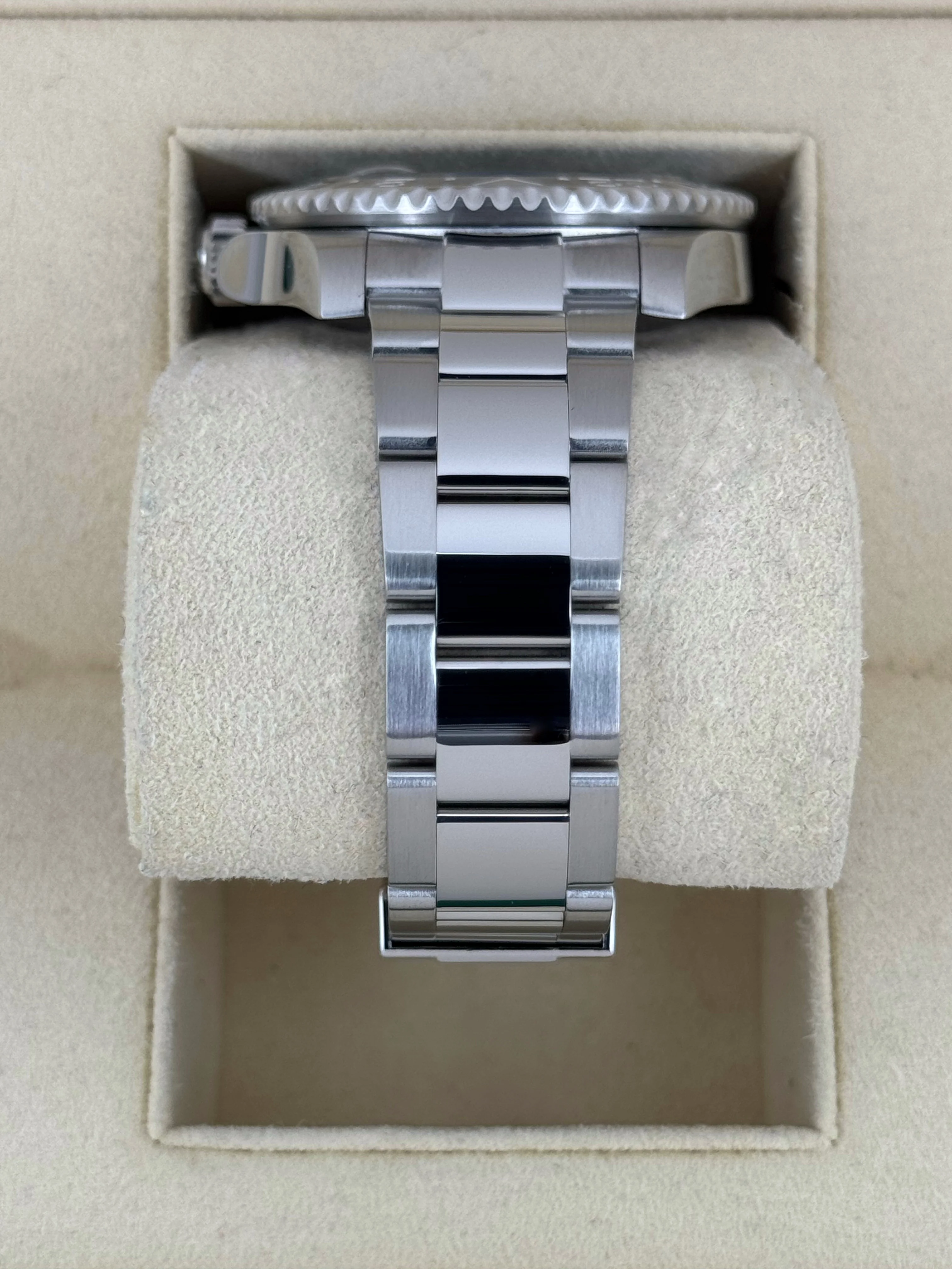 2017 Rolex GMT-Master II 40mm 116710LN Stainless Steel Black Dial - Image 4